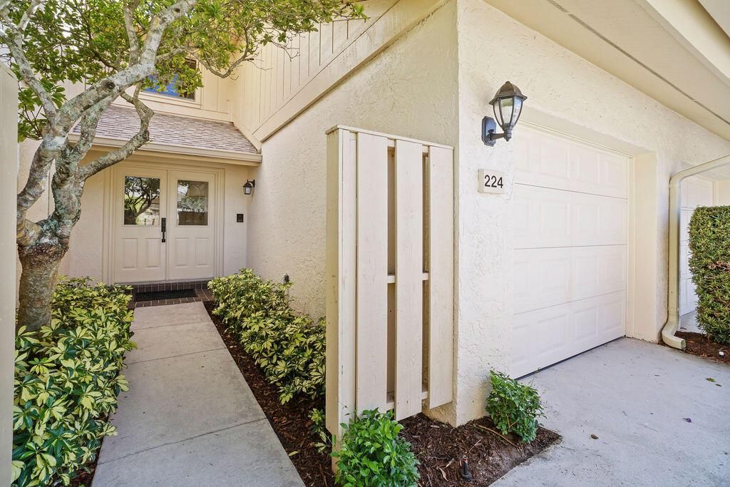 Photo of 17109 Waterbend 224 Drive #224, Jupiter, FL 33477 (MLS # R10768981)