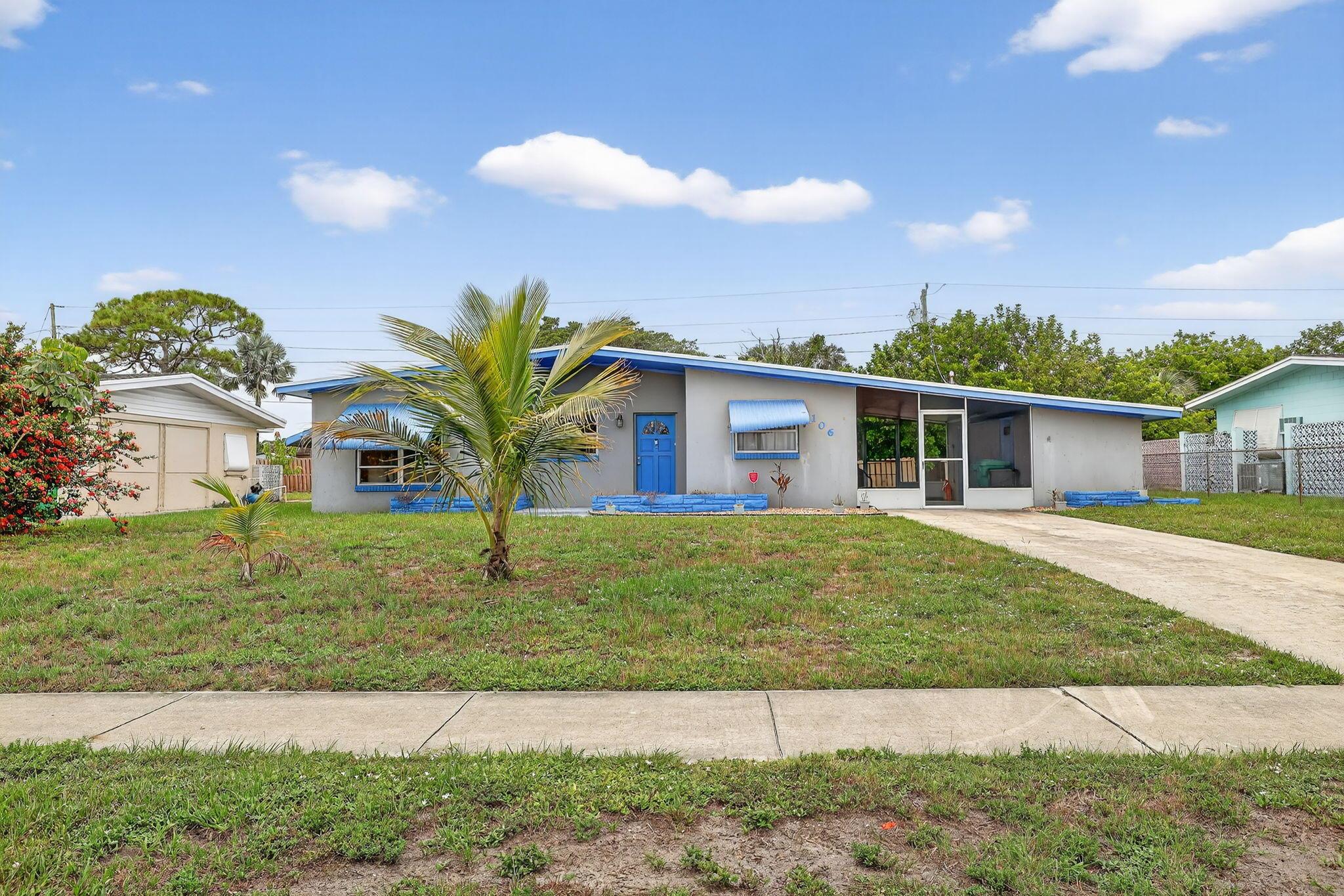 Very spacious 2/2 with a huge den located in River Park. This home is CBS built, roof installed 2020, AC 2020 and a new drainfield in 2020. Within minutes you can launch your boat or kayak and go fishing! A Publix shopping center is conveniently across the street . The back yard is fenced in and has plenty of room for cooking out. You'll also find a Key Lime tree and a Large Mango Tree. Natural gas is hooked up to the water heater, range, and the stove. The carport has a large storage area which also has a laundry room.