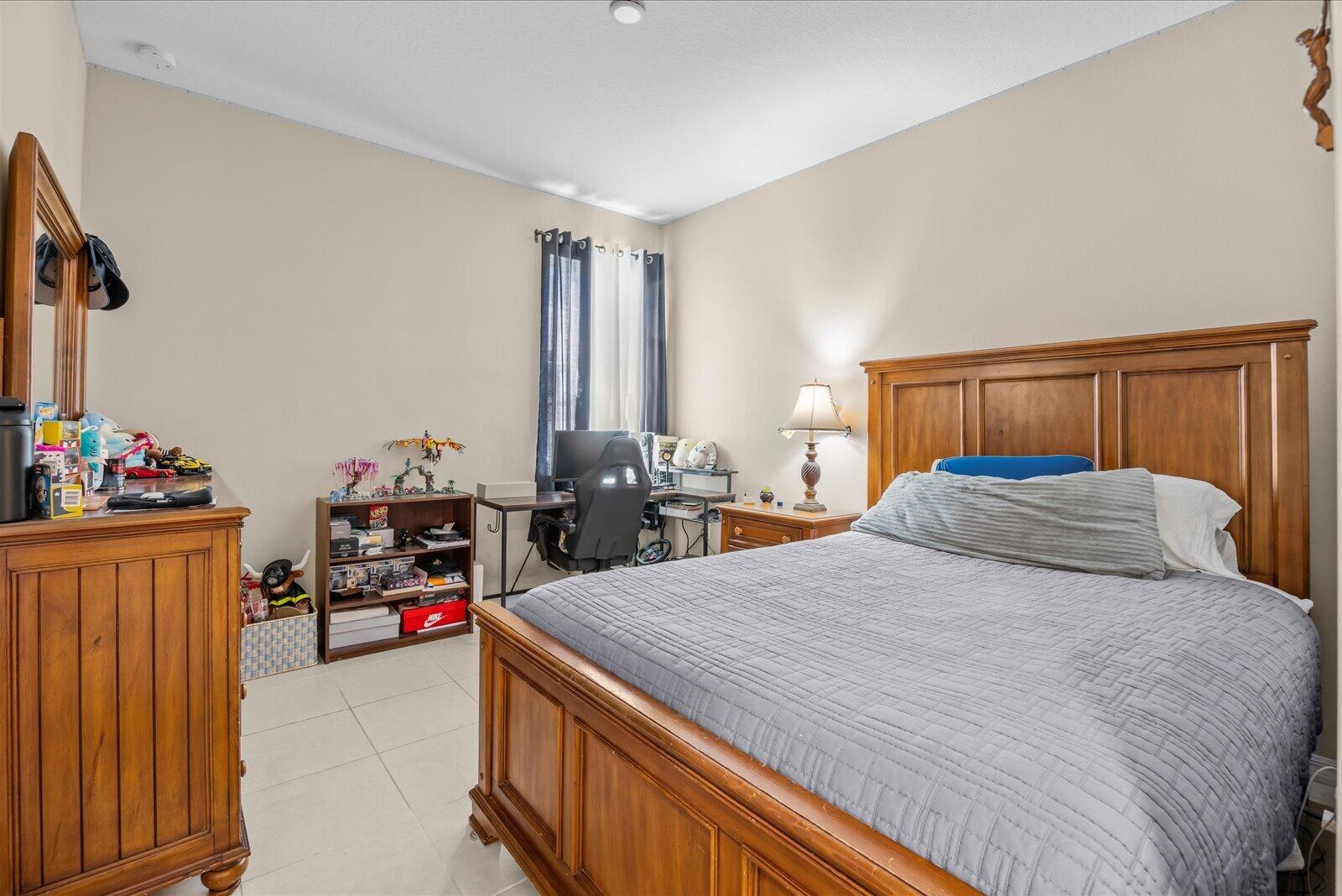 PORT ST LUCIE SECTION 46 1ST REPLAT - Residential