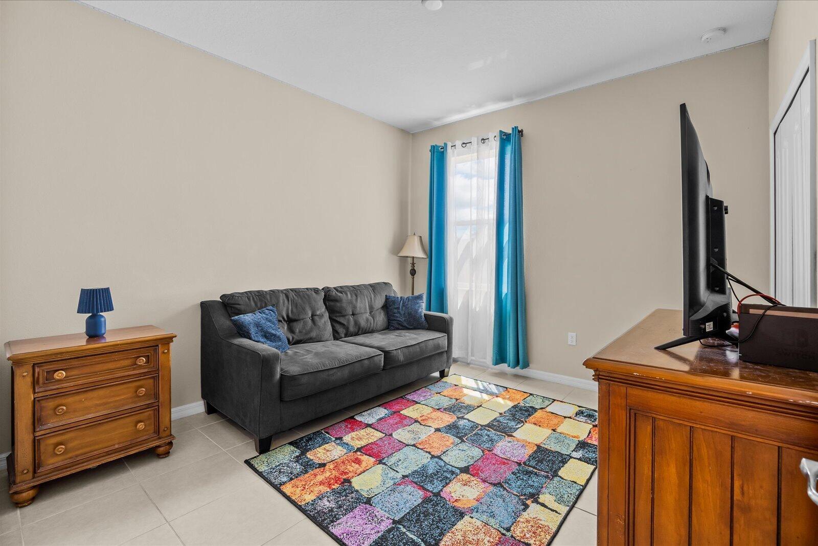 PORT ST LUCIE SECTION 46 1ST REPLAT - Residential