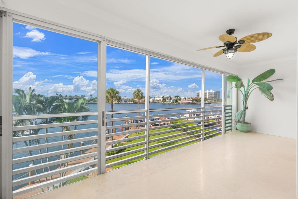 Photo of 951 Spanish Circle #346, Delray Beach, FL 33483 (MLS # B26044681)