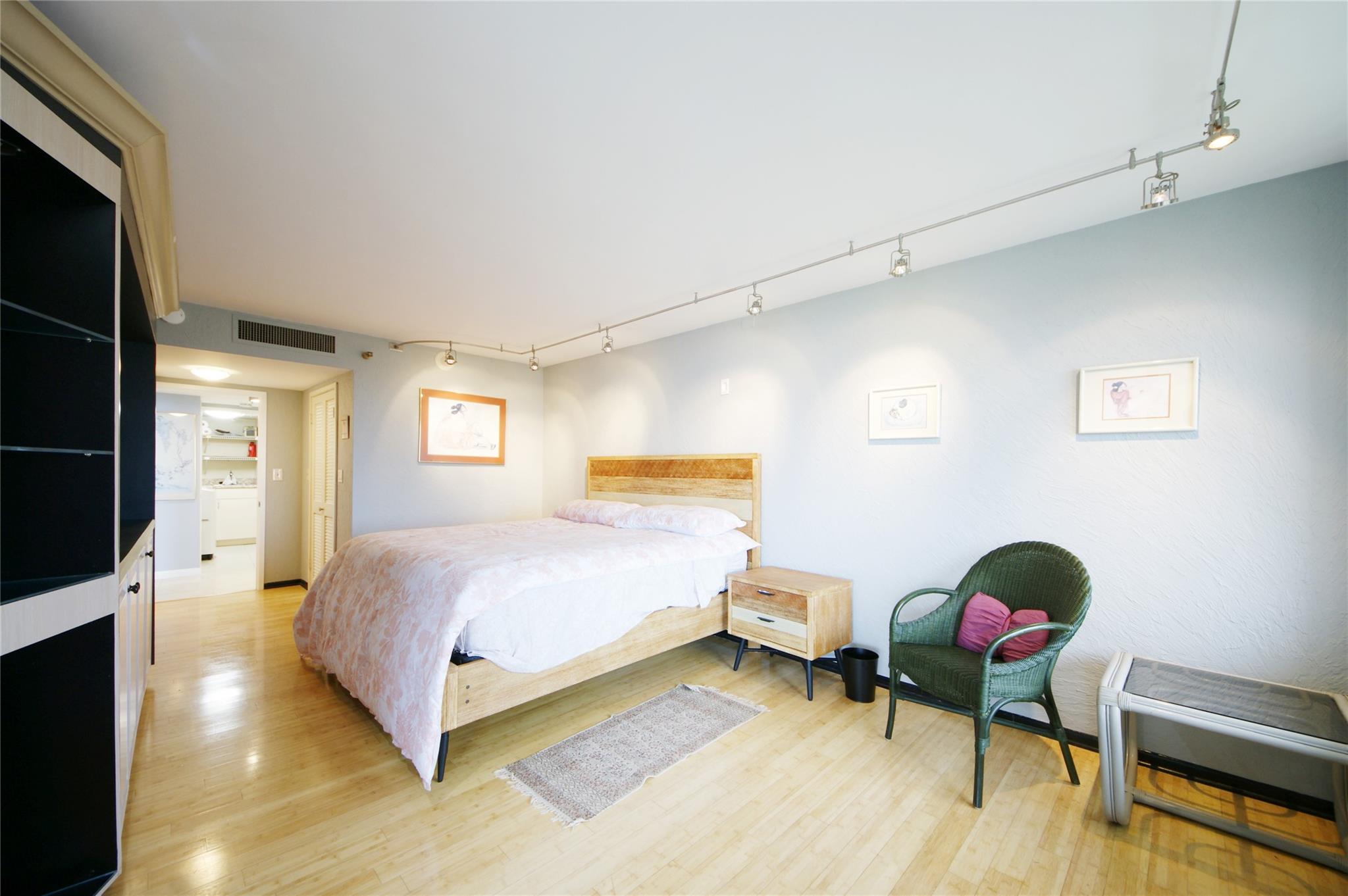 The Envoy - Residential Lease