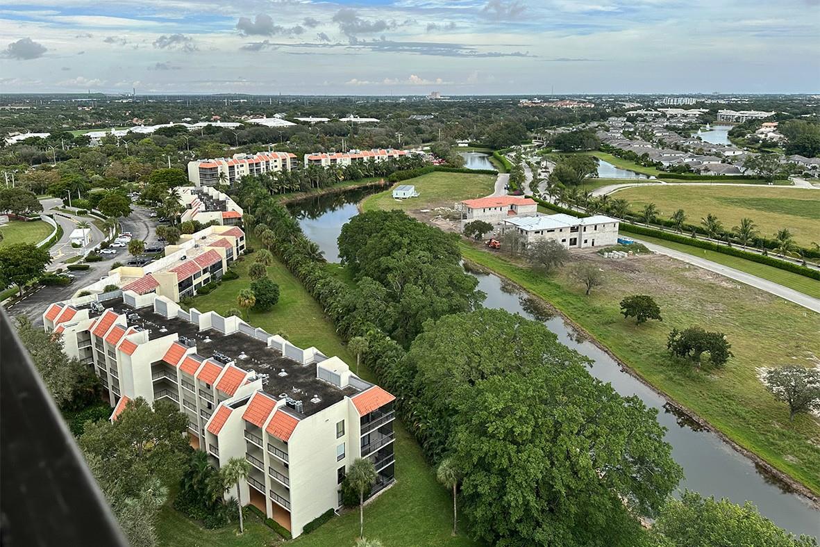 The Envoy - Residential Lease