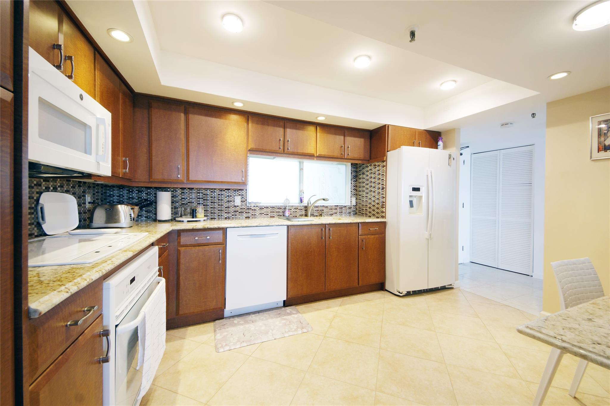 The Envoy - Residential Lease