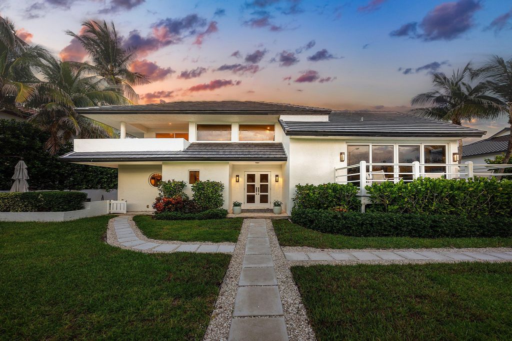 Photo of 5910 Old Ocean Boulevard, Ocean Ridge, FL 33435 (MLS # R11123106)