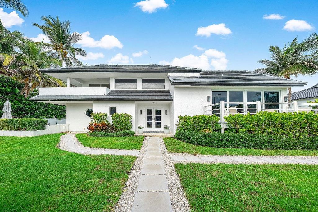 Photo of 5910 Old Ocean Boulevard, Ocean Ridge, FL 33435 (MLS # R11123106)