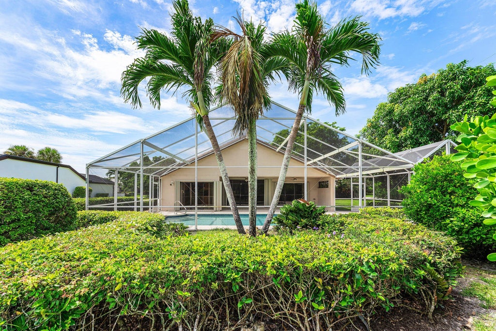 Photo of 10991 HIGHLAND Circle, Boca Raton, FL 33428 (MLS # B26061257)