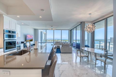 2 Water Club Way 1704 North Palm Beach FL 33408