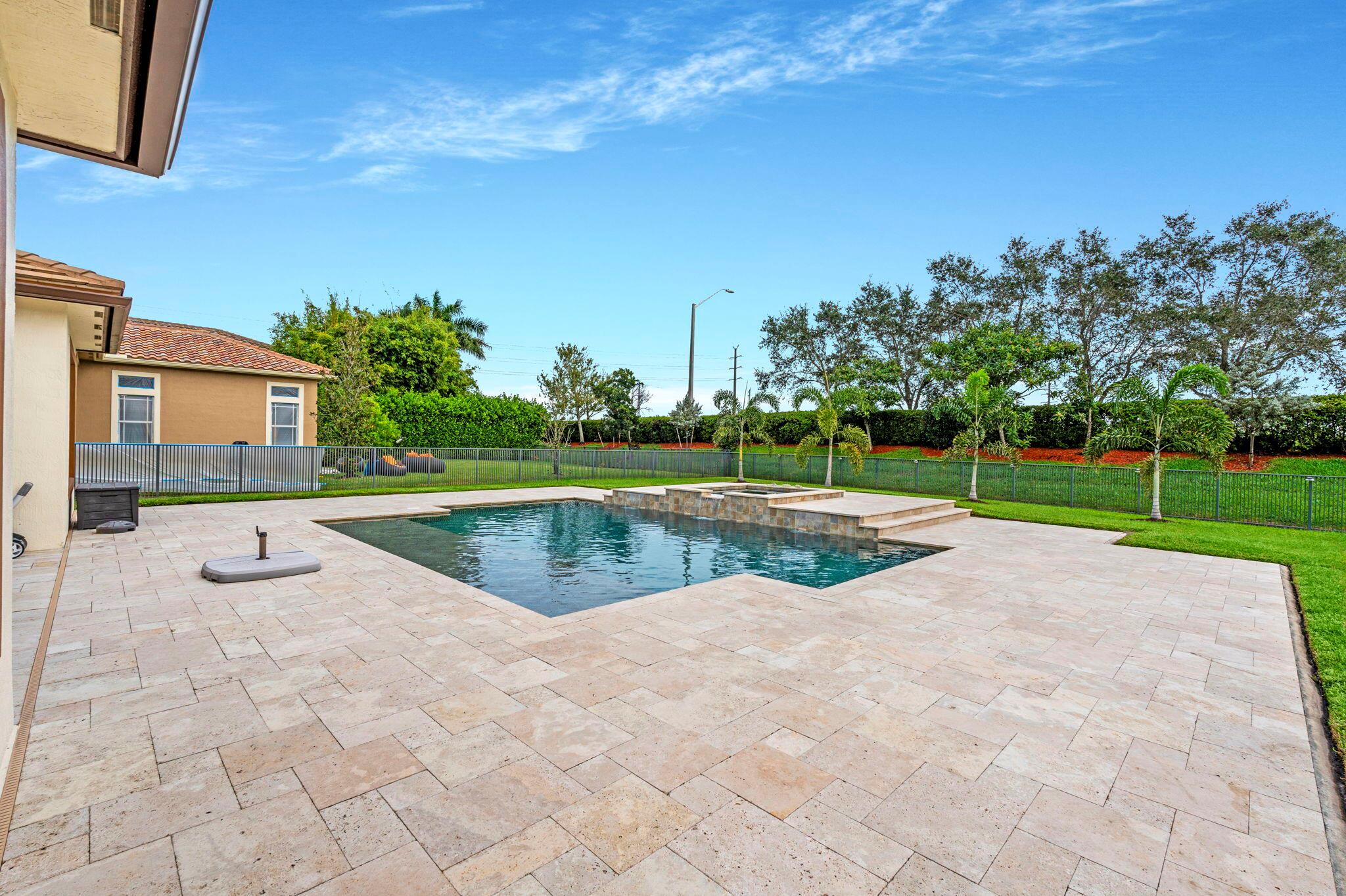 Miralago - Residential