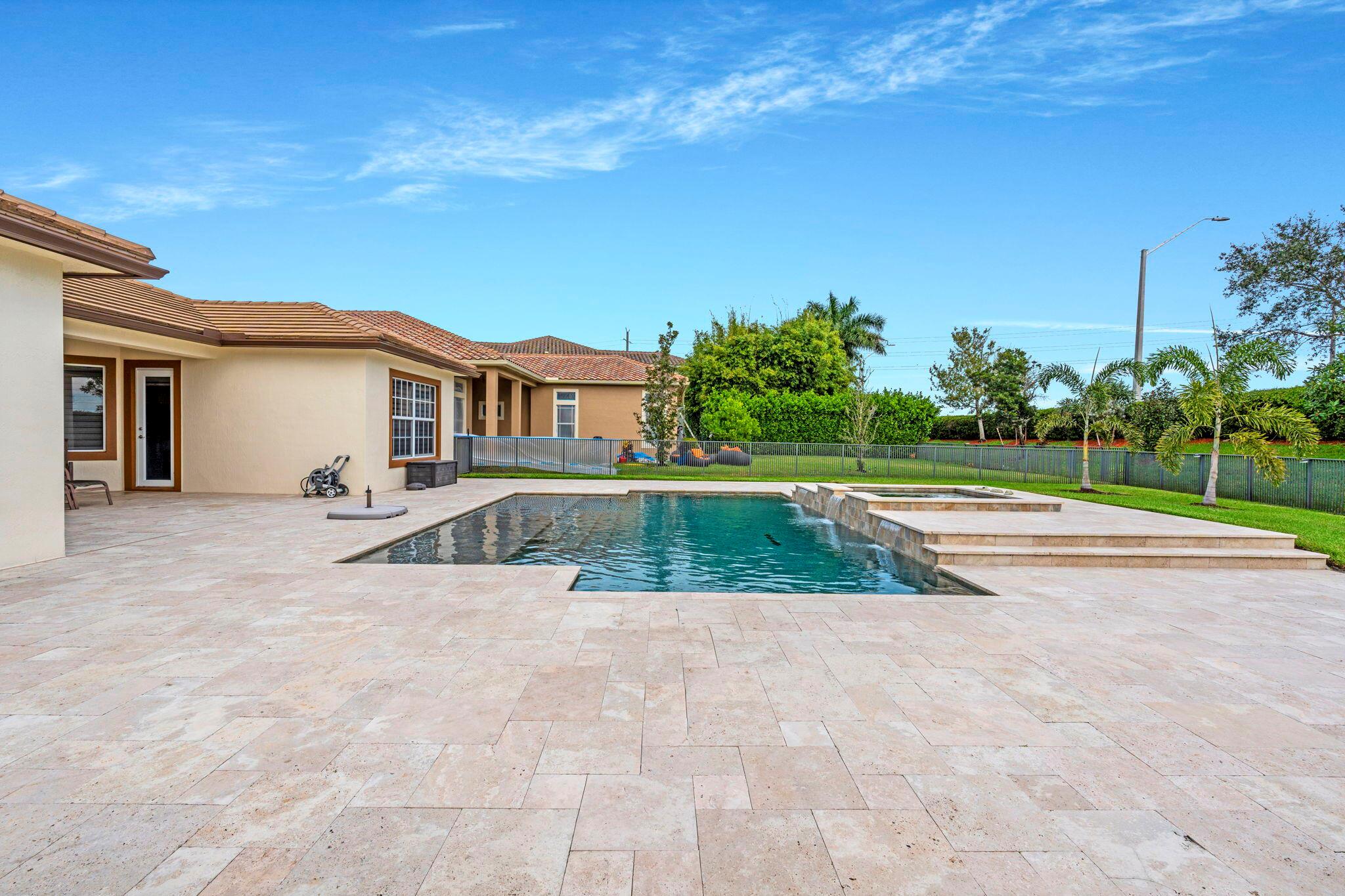 Miralago - Residential