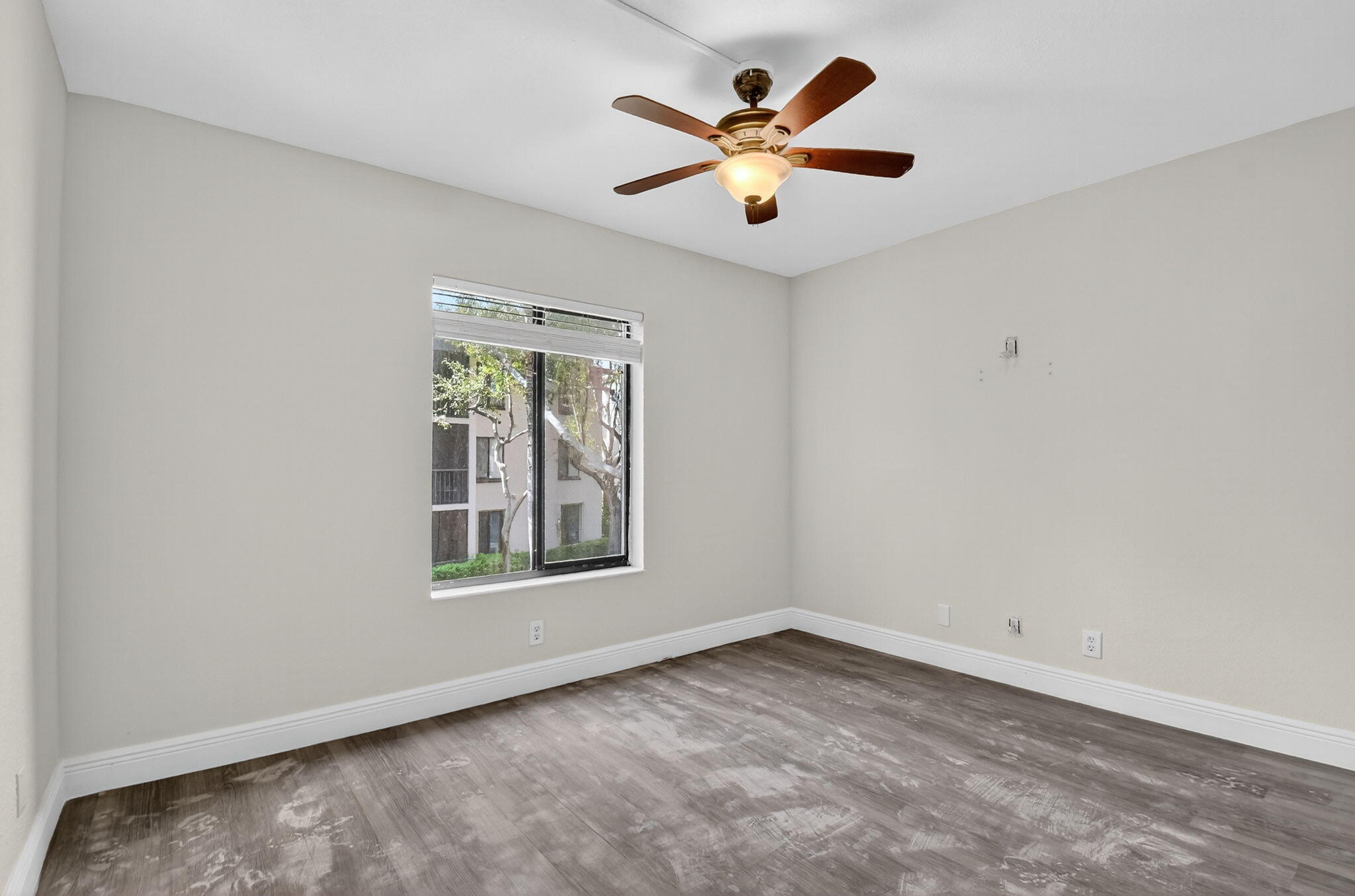 CHARTER CLUB OF PALM BEACH CONDO - Residential Lease