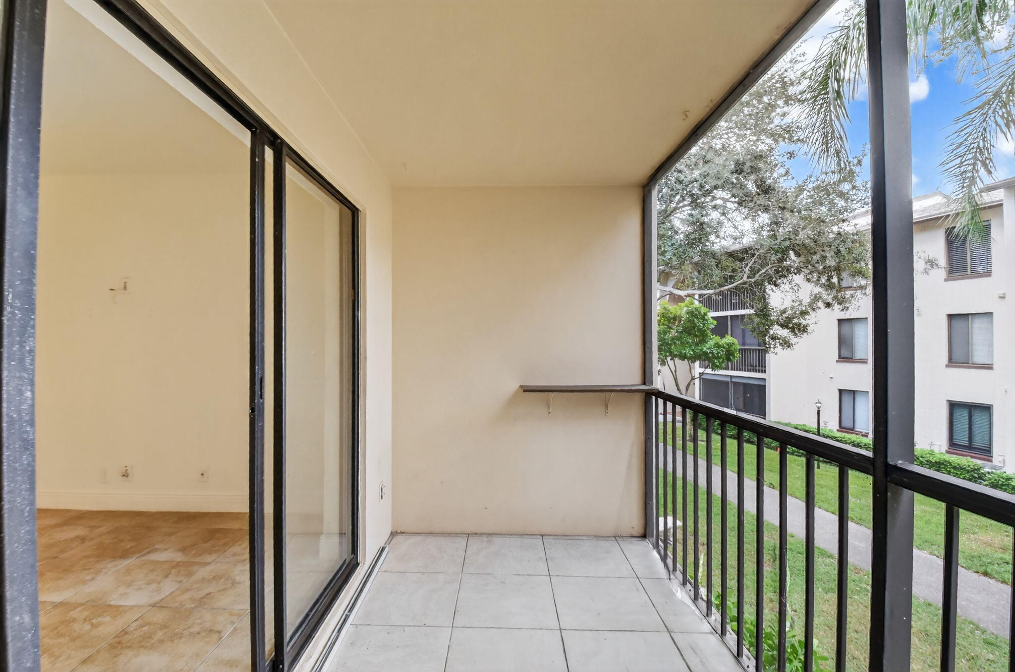 CHARTER CLUB OF PALM BEACH CONDO - Residential Lease