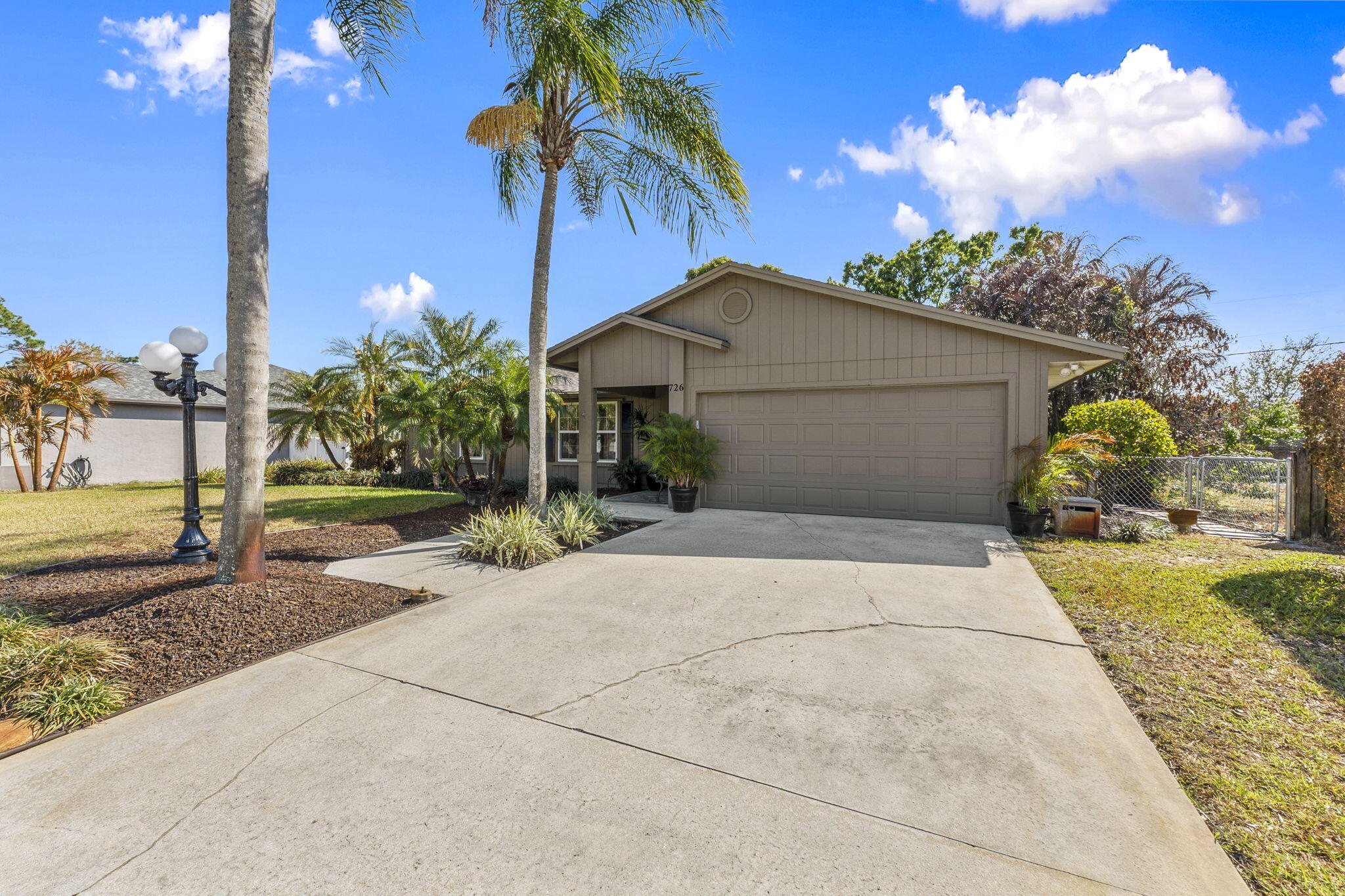 PORT ST LUCIE SECTION 25 - Residential