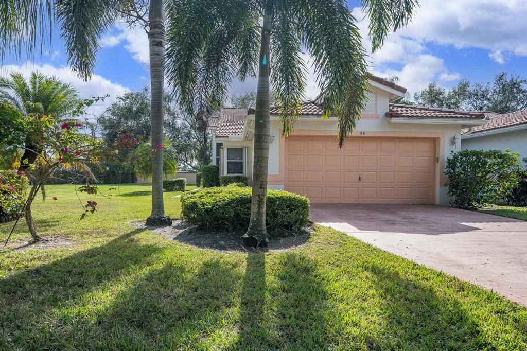 Photo of 88 Sausalito Circle, Boynton Beach, FL 33436 (MLS # R10686068)