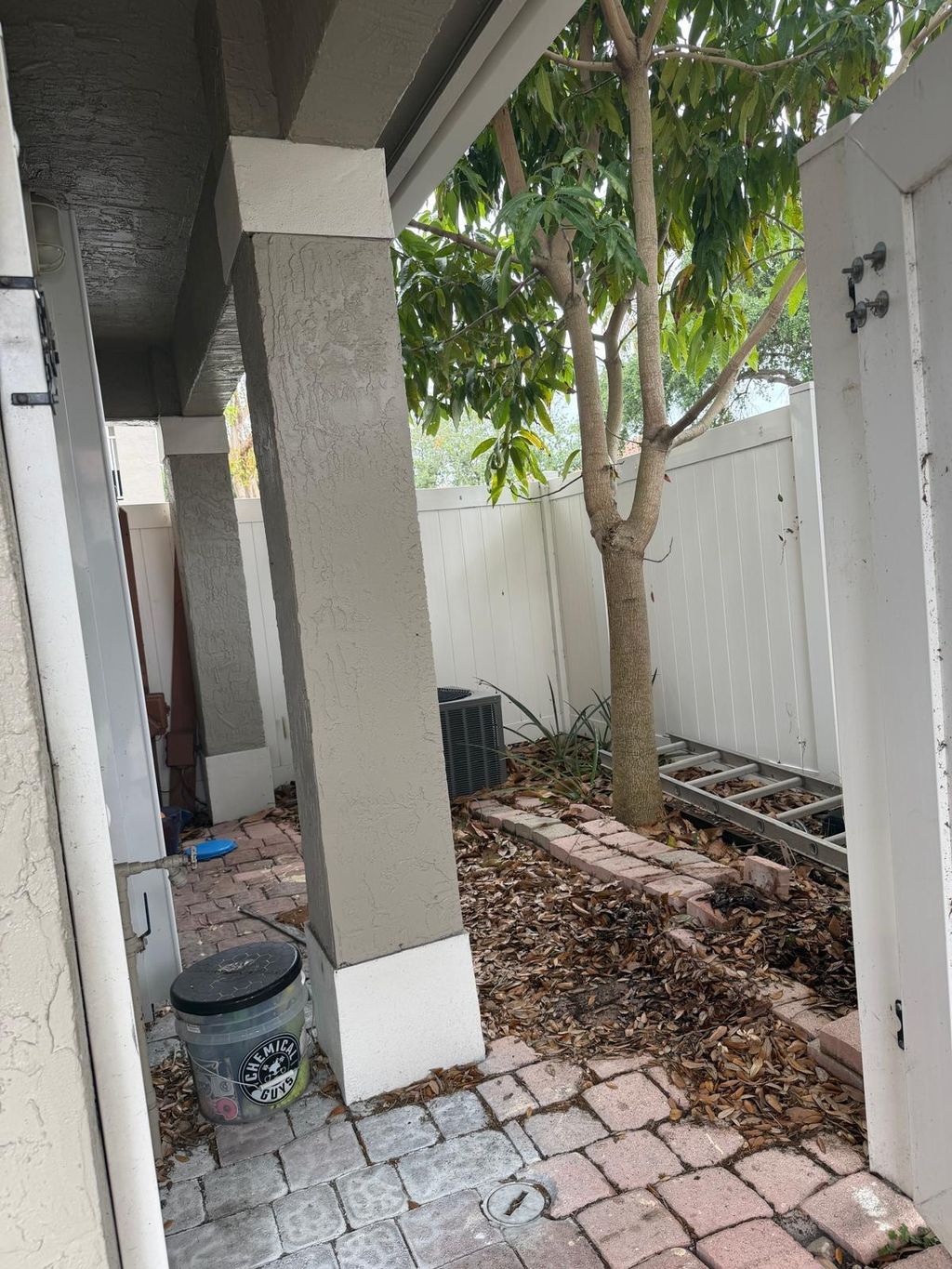 Photo of 5362 SW 125th Avenue, Miramar, FL 33027 (MLS # B26024204)