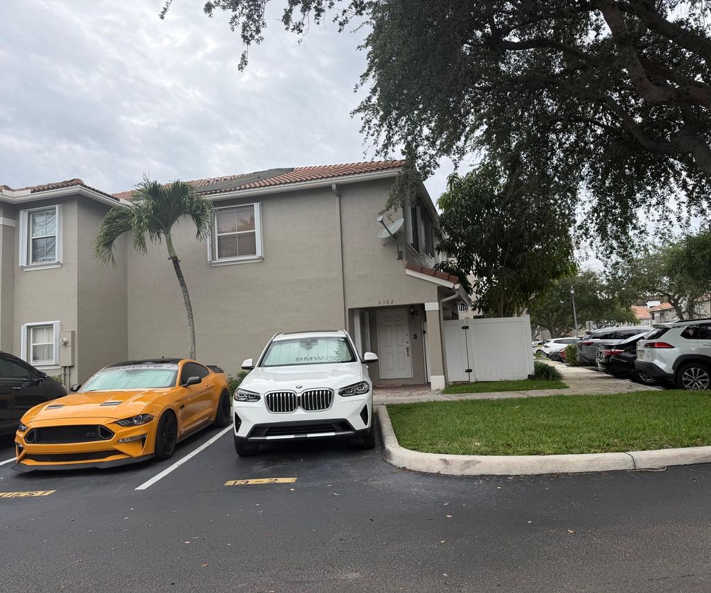 Photo of 5362 SW 125th Avenue, Miramar, FL 33027 (MLS # B26024204)