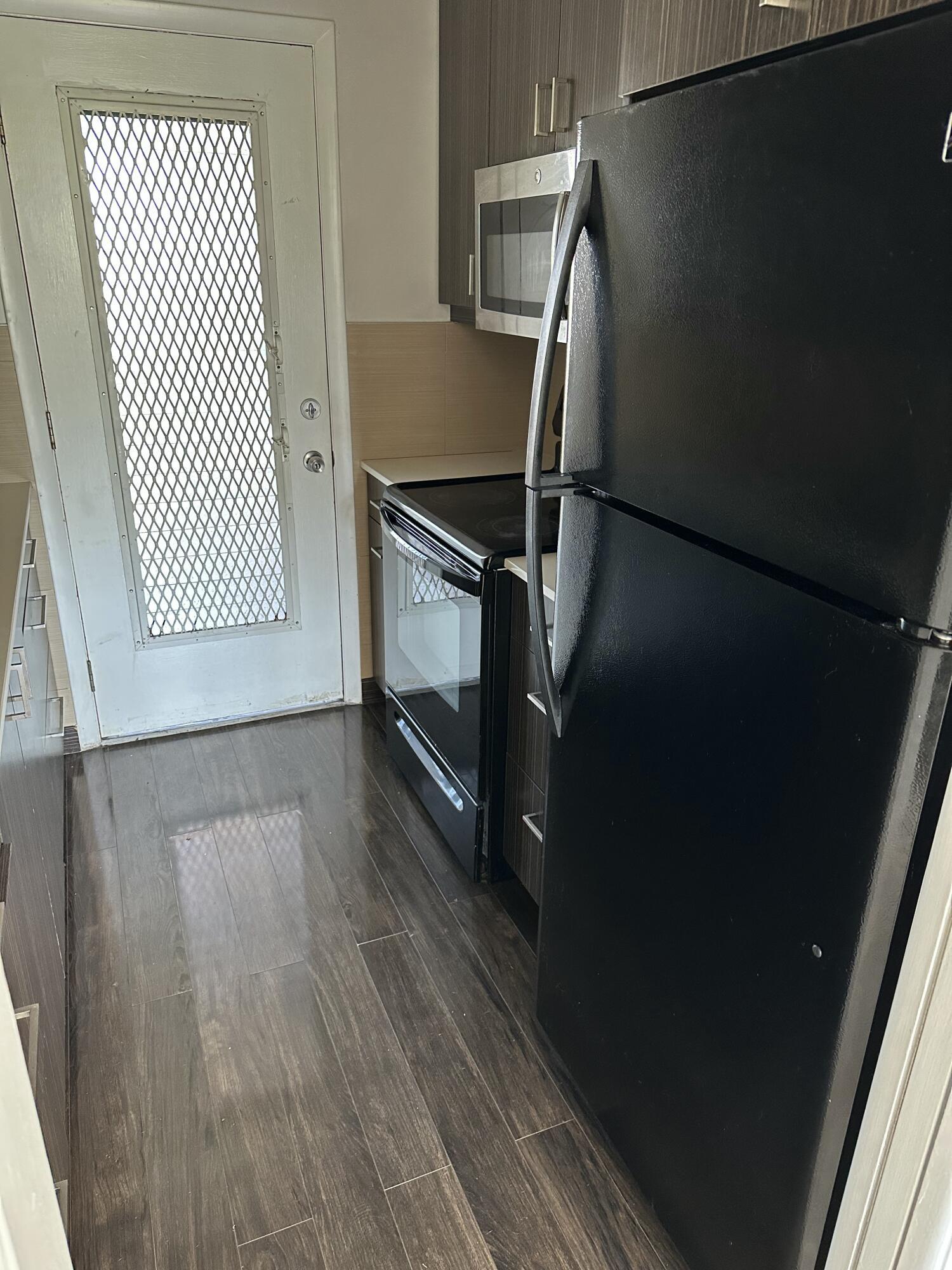 1480 E Sample Road 207