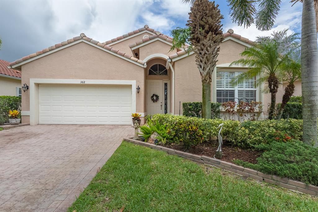 Photo of 362 NW Sunview Way, Port Saint Lucie, FL 34986 (MLS # R10744476)