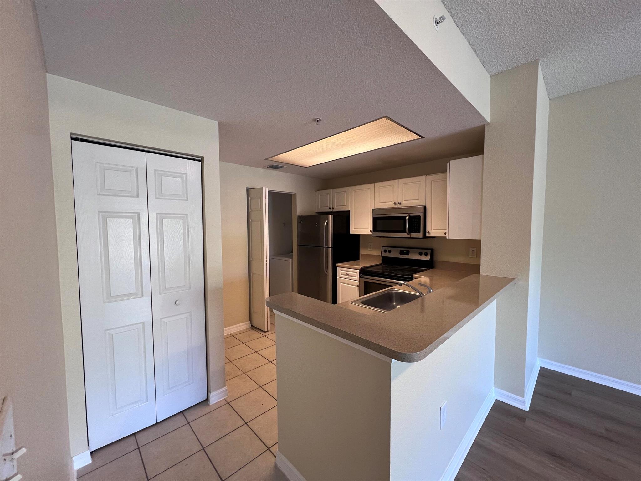 2808 Amalei Drive 101