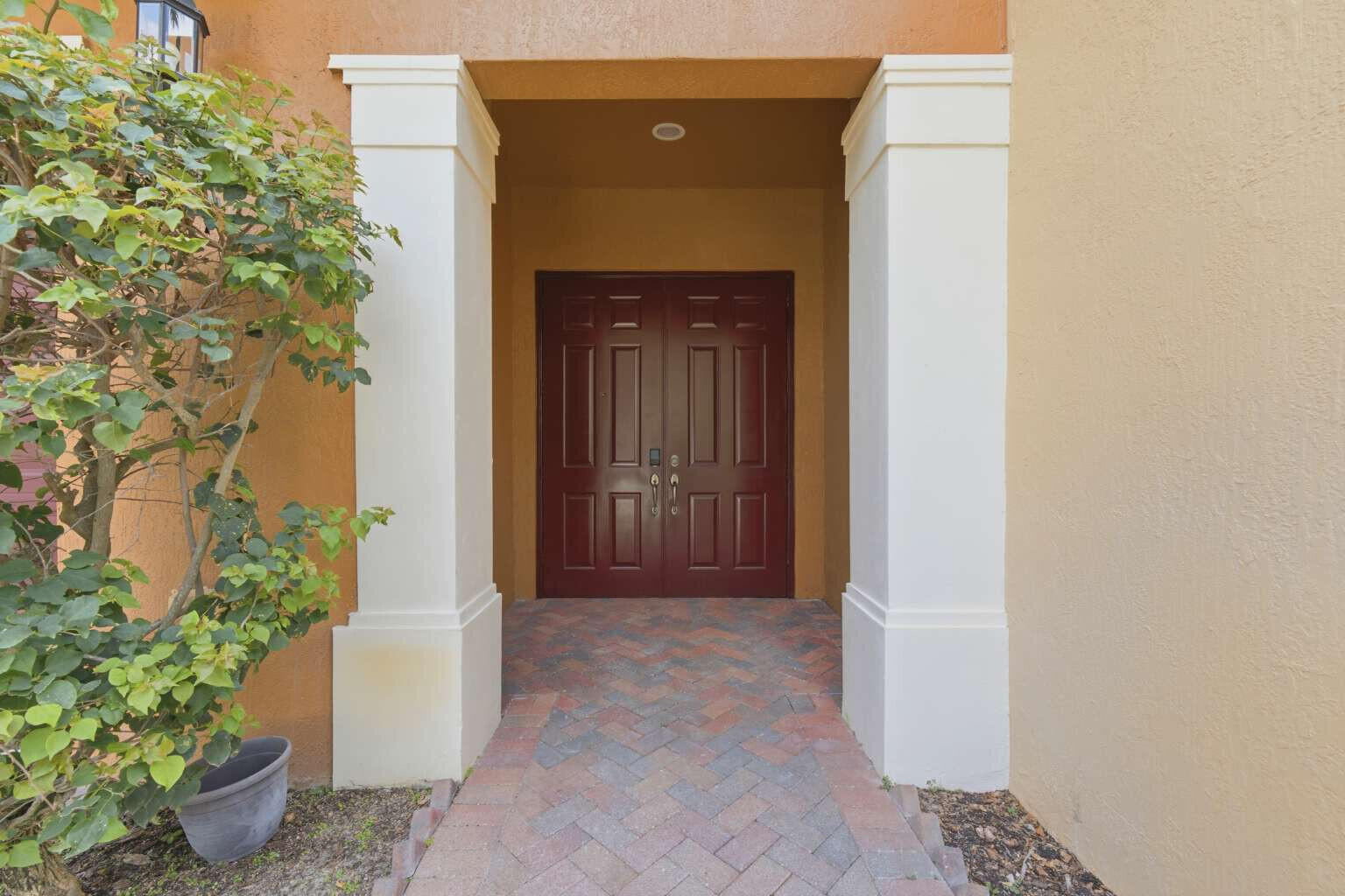 9190 Nugent Trail