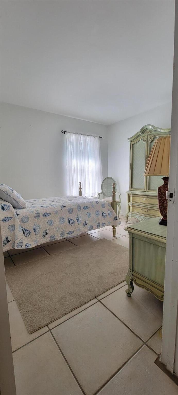 SOUTH SHORE 3 OF WELLINGT - Residential Lease