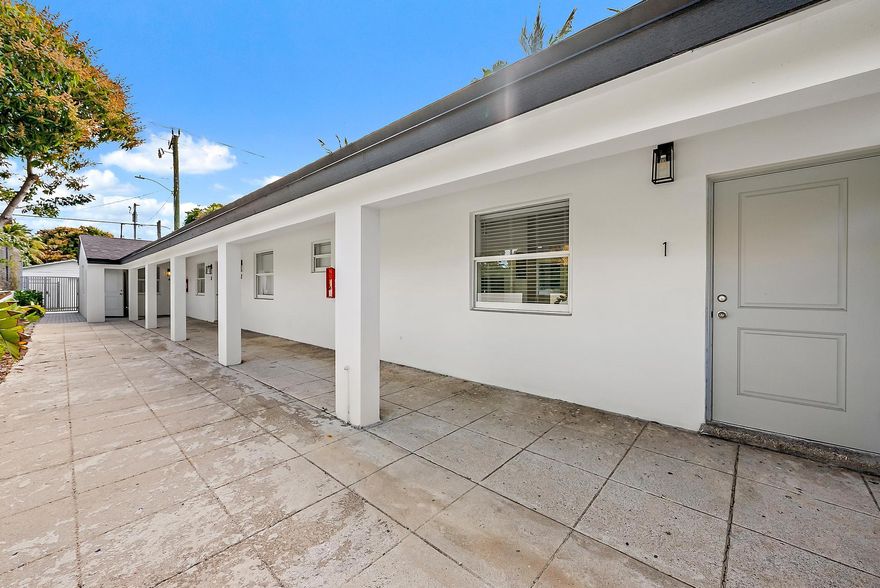 1031 Opportunity! Instant income! Don't miss this fully rented, fully renovated quadplex with 4 units. New Roof And all impact windows and doors! Quadplex includes 1 two bedroom and 3 one bedrooms. This is centrally located in West Palm Beach close to Northwood Village, Rybovich/Safe Harbor, Downtown West Palm Beach, Good Samaritan hospital, St Mary's Hospital and close to the intracoastal. Tenant occupied. Drive by 1st then call for appt. Need a minimum of 24 hour showing only during the week and no weekends.