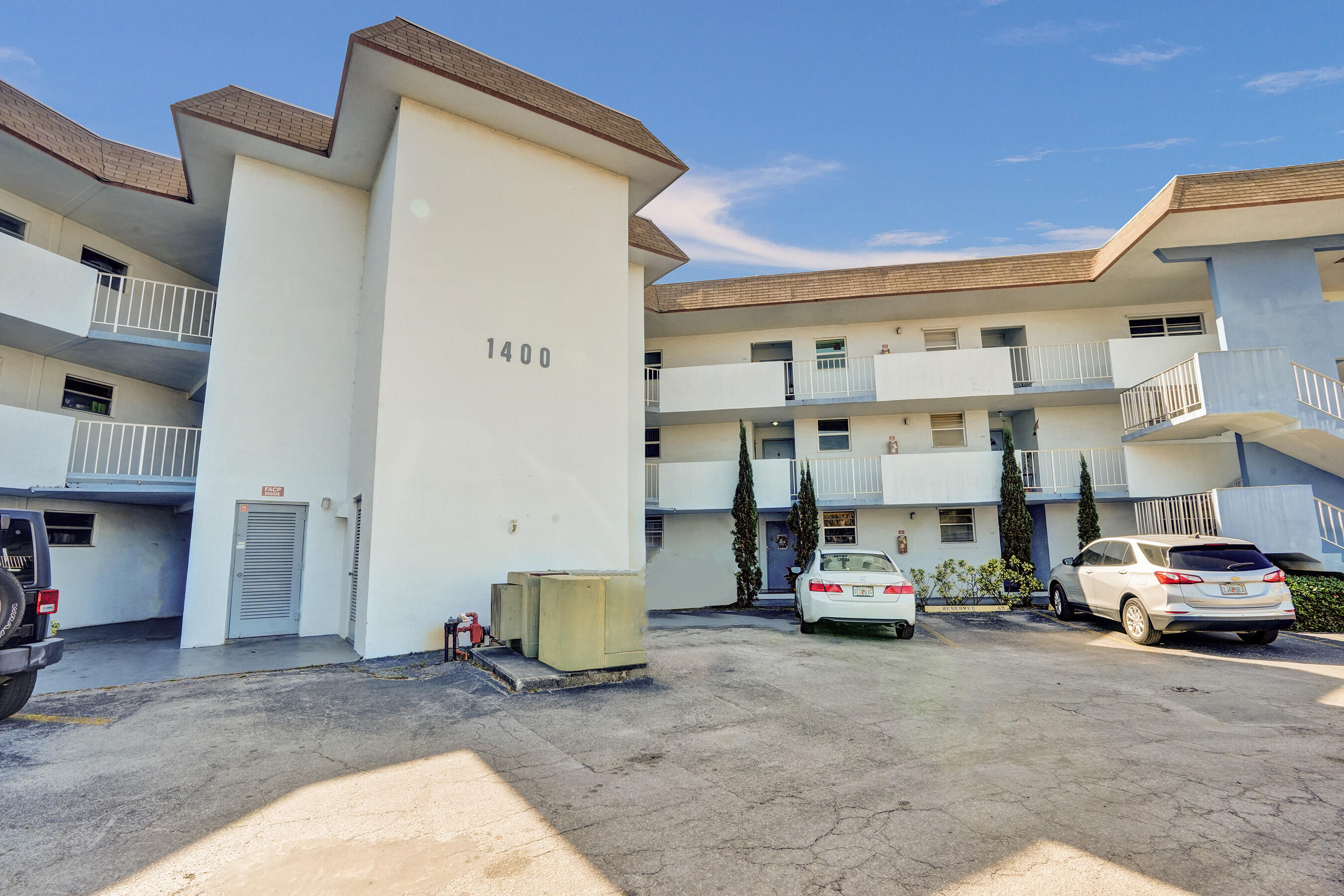 TALLWOOD EAST CONDO - Residential