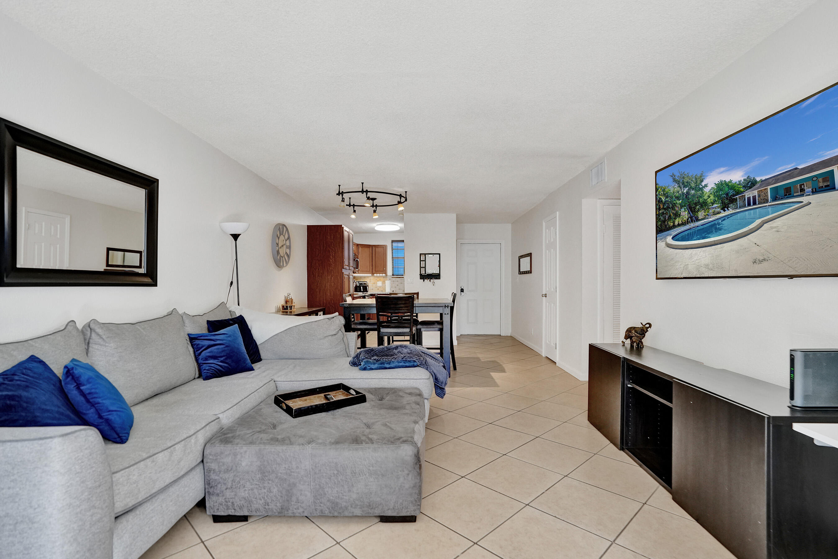 TALLWOOD EAST CONDO - Residential