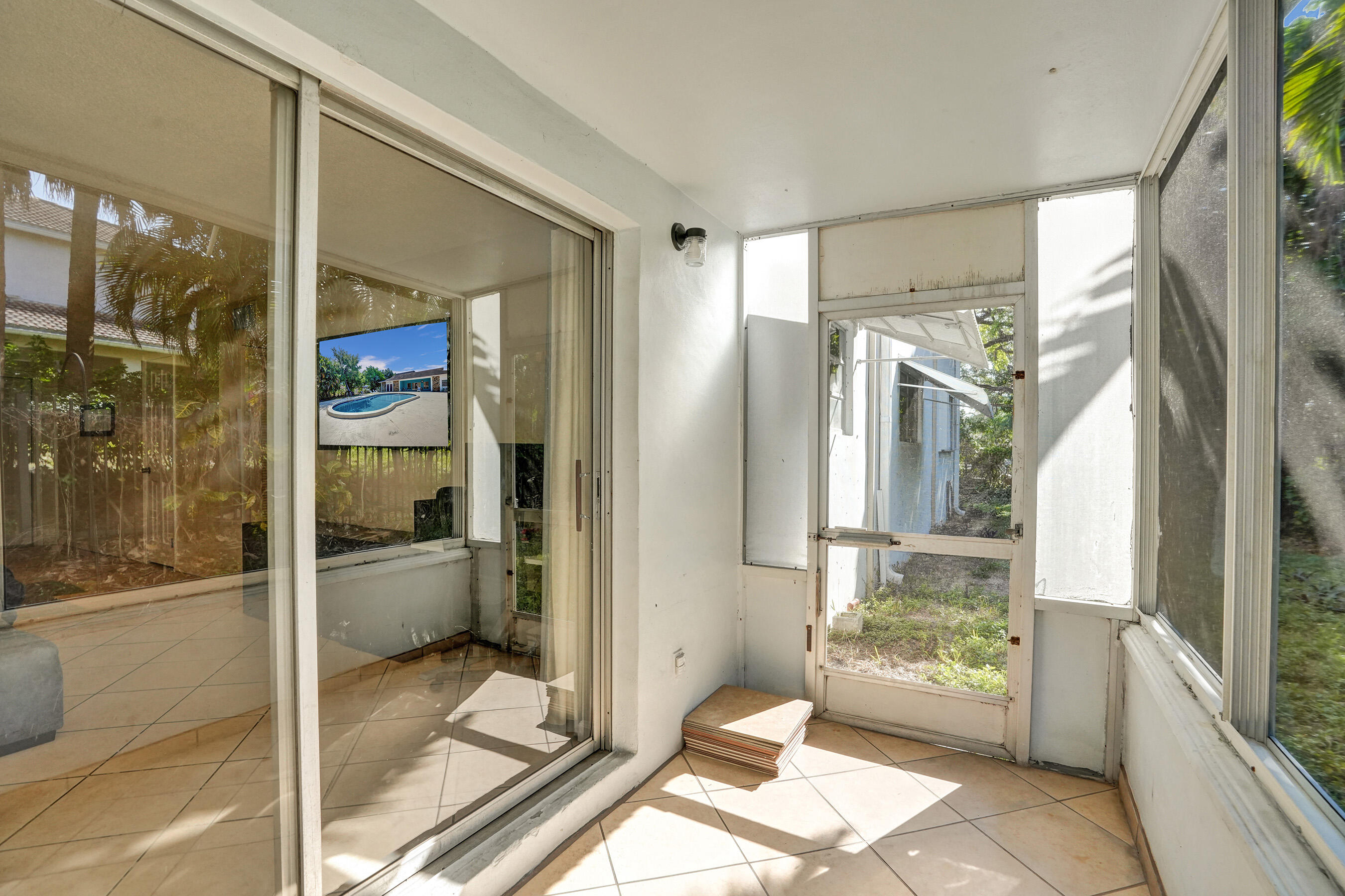 TALLWOOD EAST CONDO - Residential