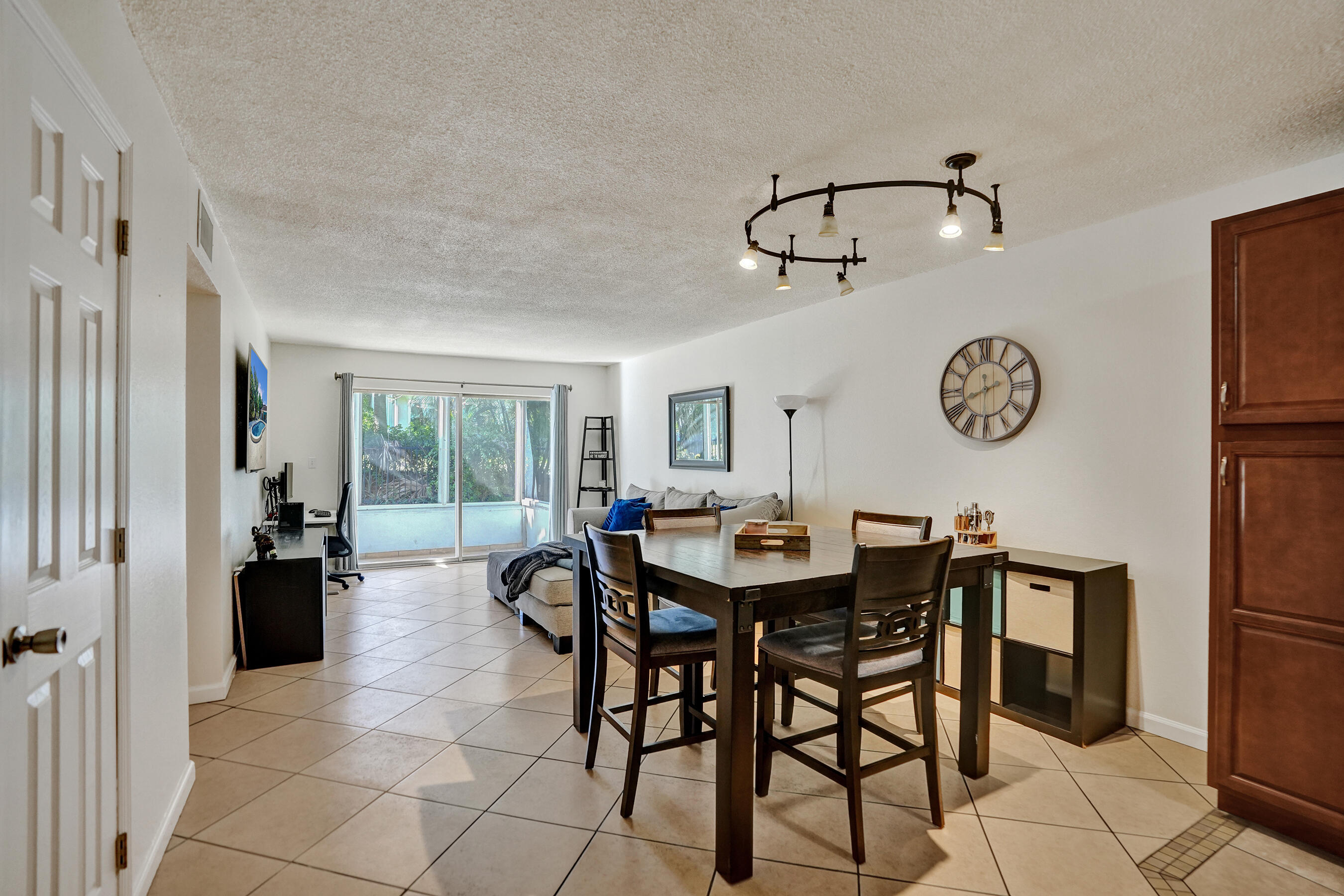 TALLWOOD EAST CONDO - Residential
