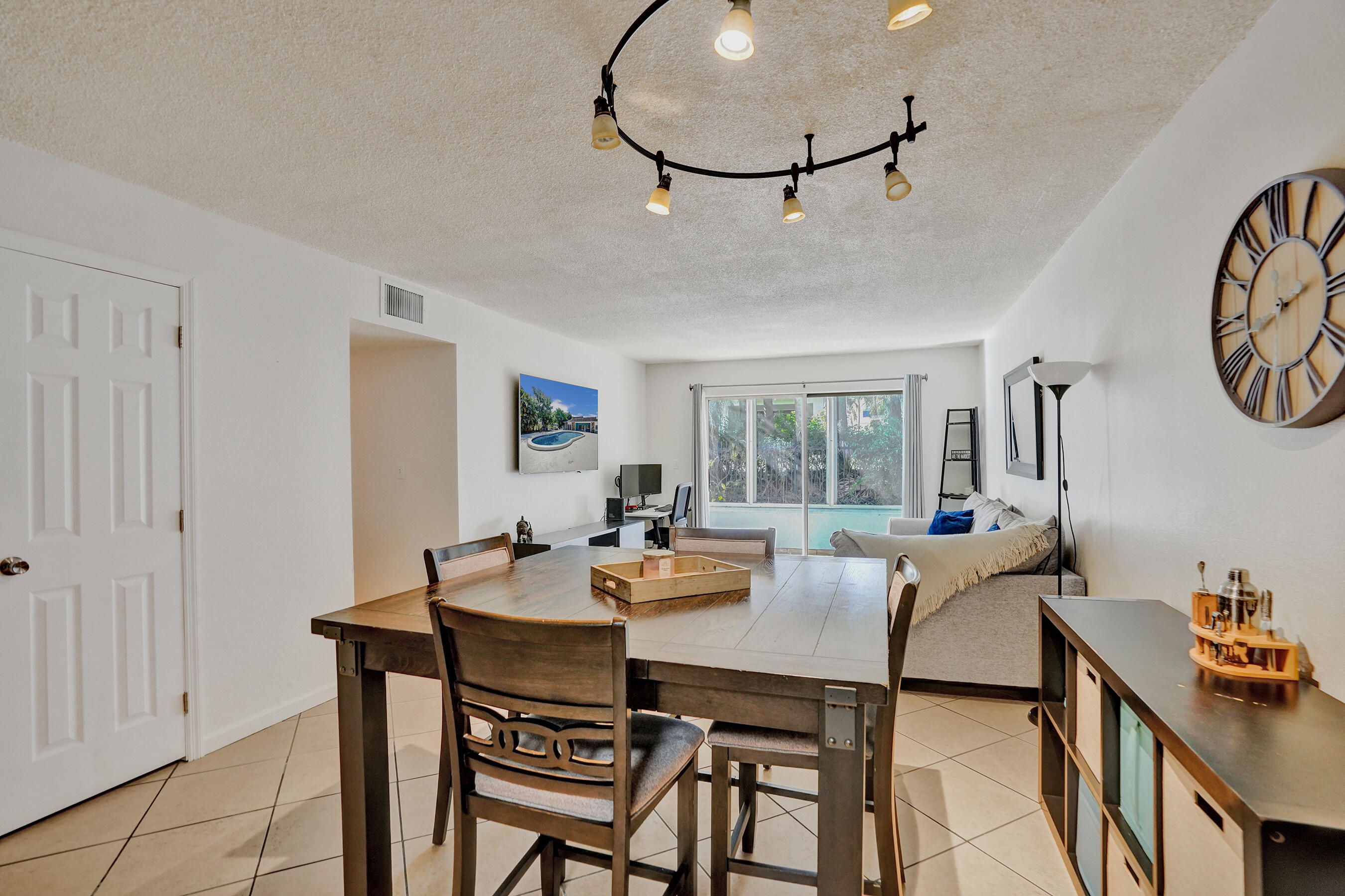 TALLWOOD EAST CONDO - Residential