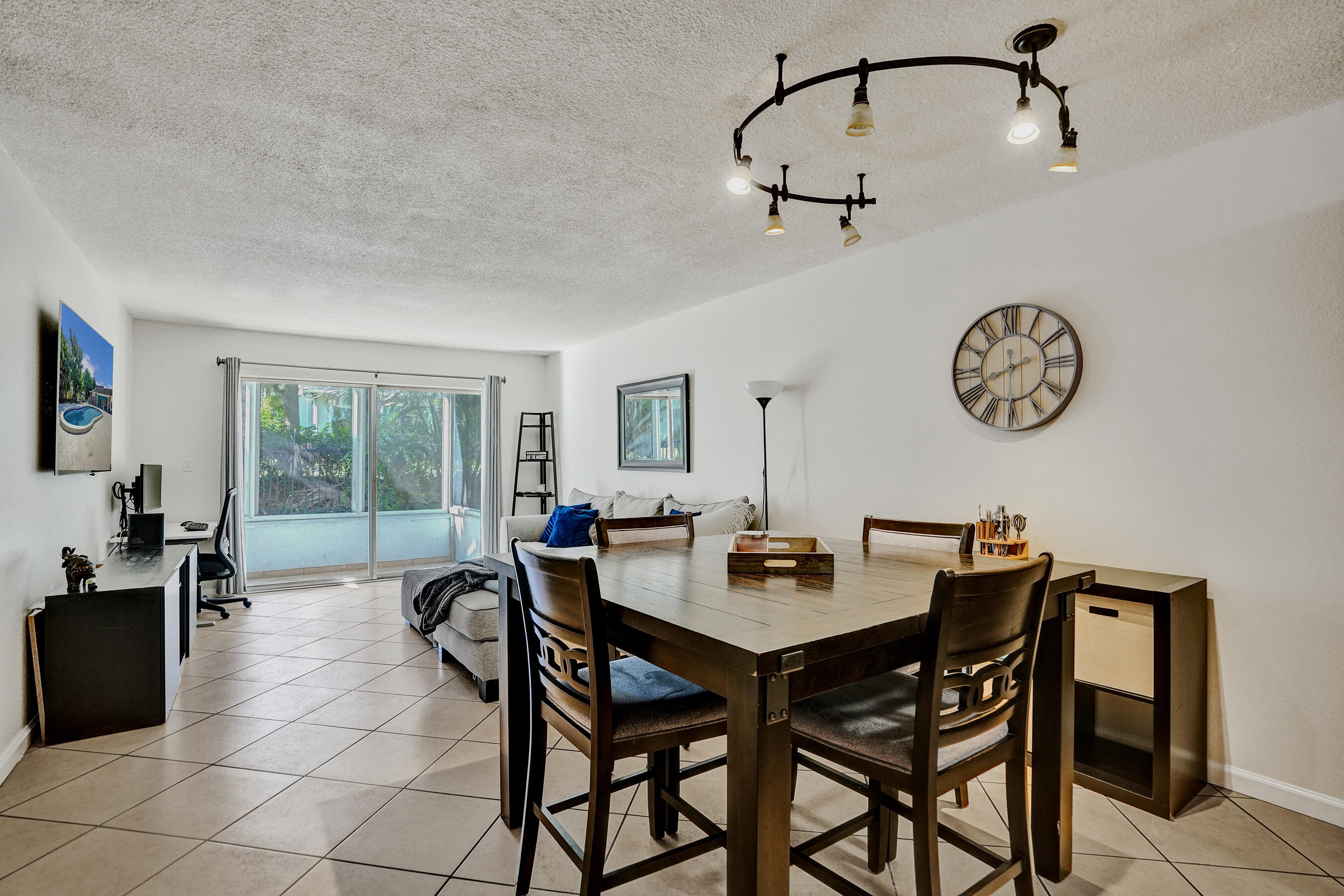 TALLWOOD EAST CONDO - Residential