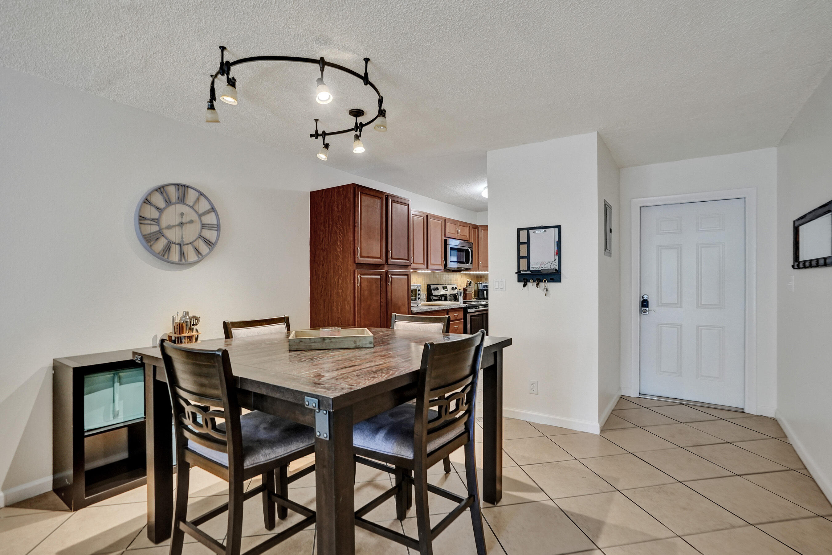 TALLWOOD EAST CONDO - Residential