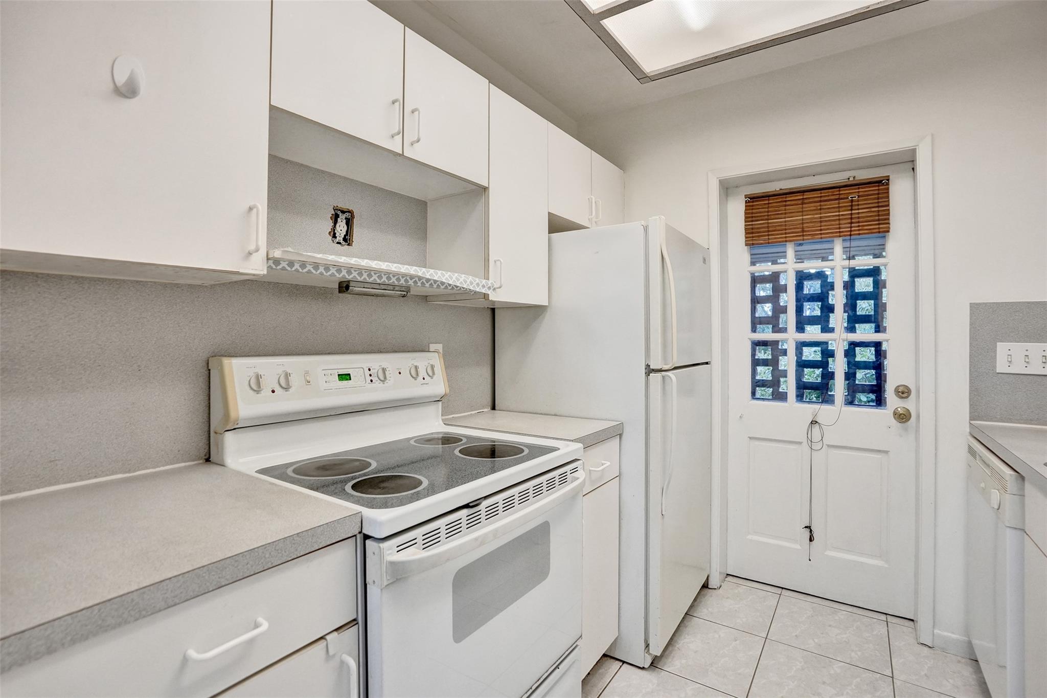 The Thunderbird 64-42 B - Residential