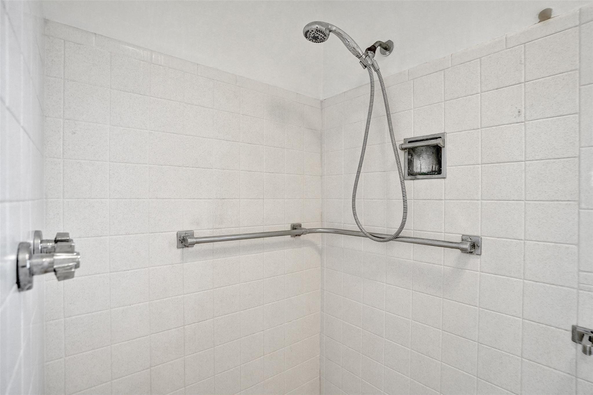 The Thunderbird 64-42 B - Residential