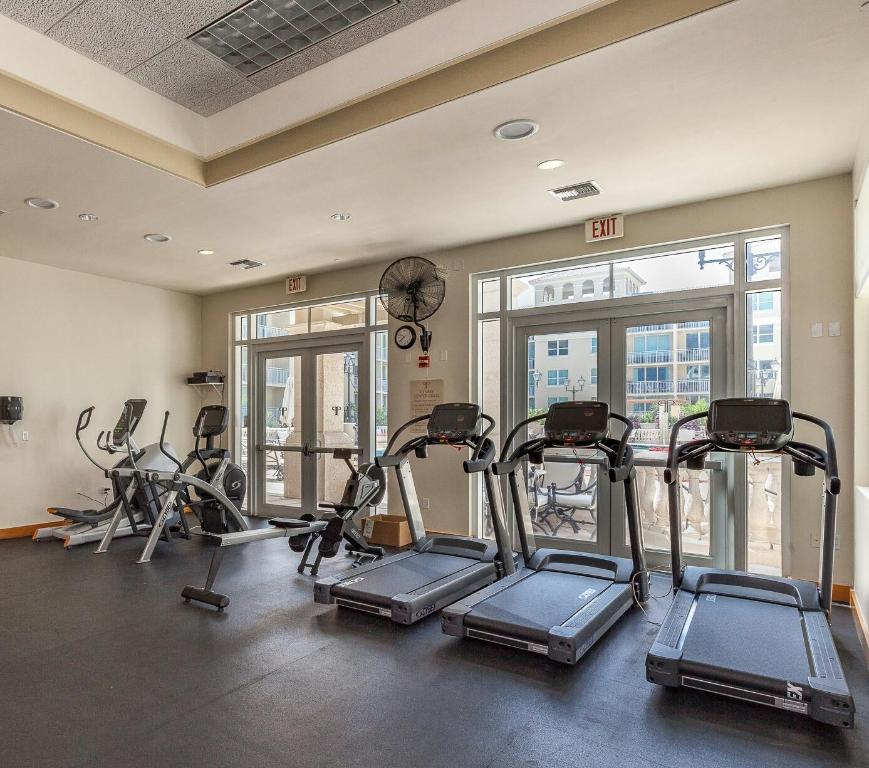 PALMETTO PLACE CONDO - Residential Lease