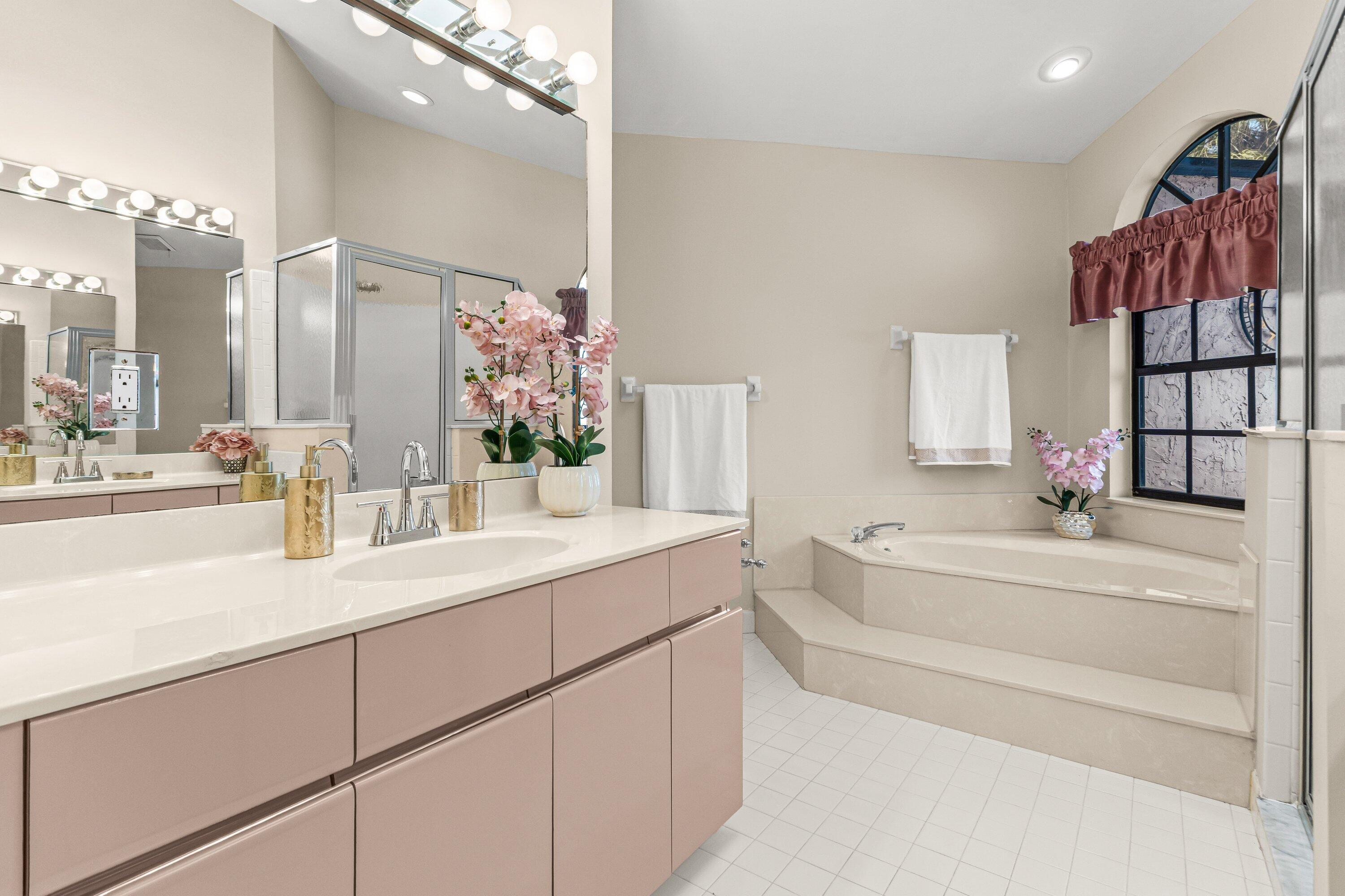 STARLIGHT COVE - Residential