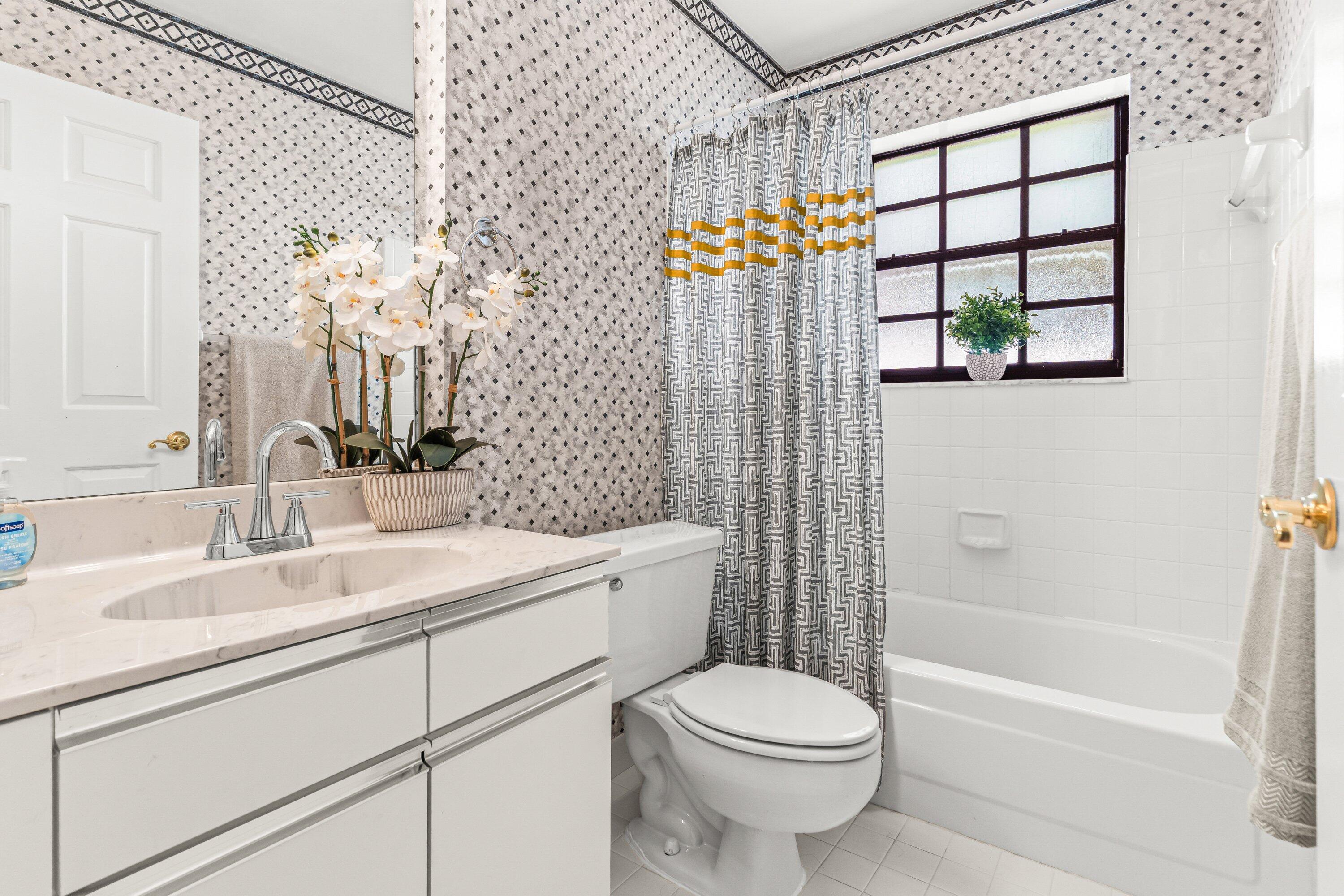 STARLIGHT COVE - Residential