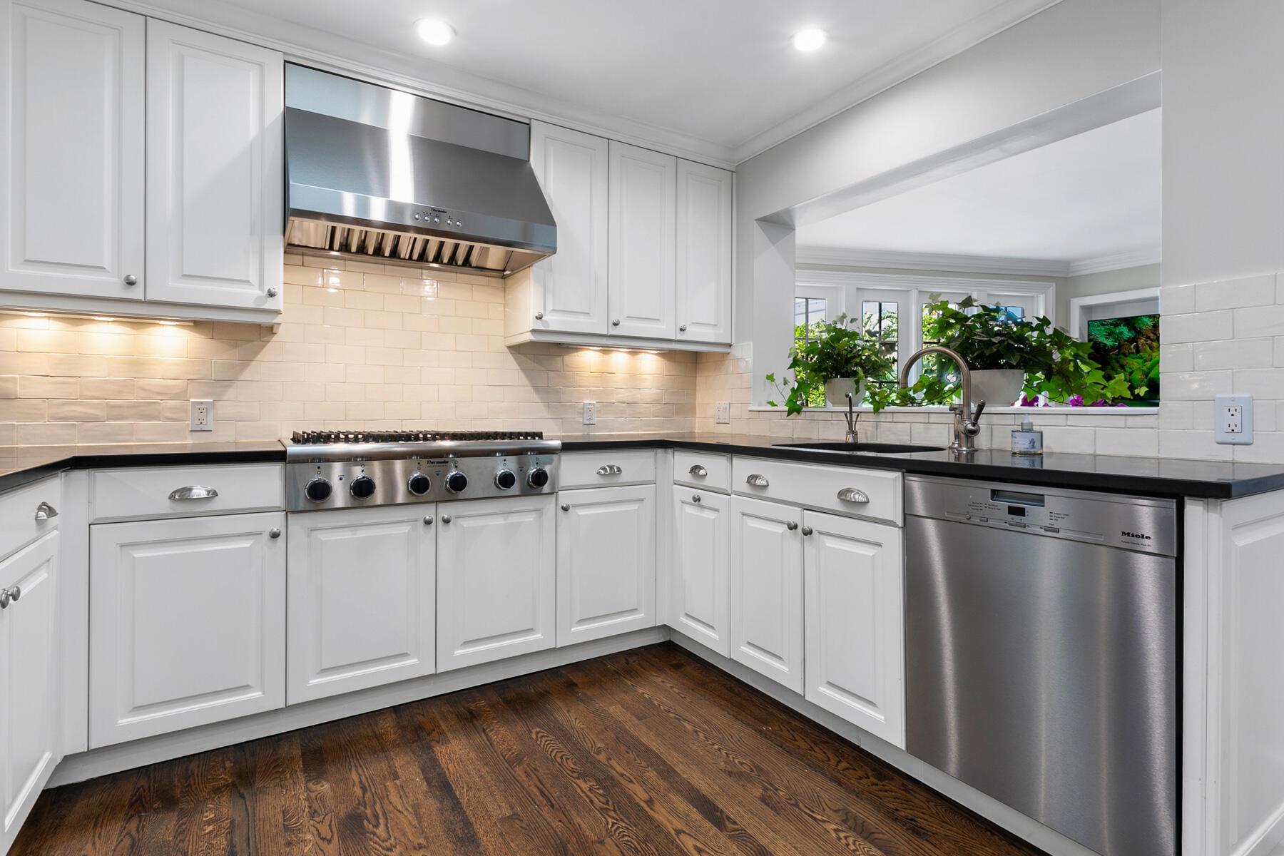 DODGE ESTATES IN - Residential Lease