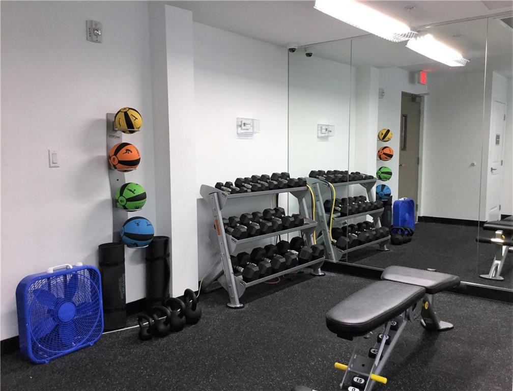 Grandeur at Oakland Park - Residential Lease