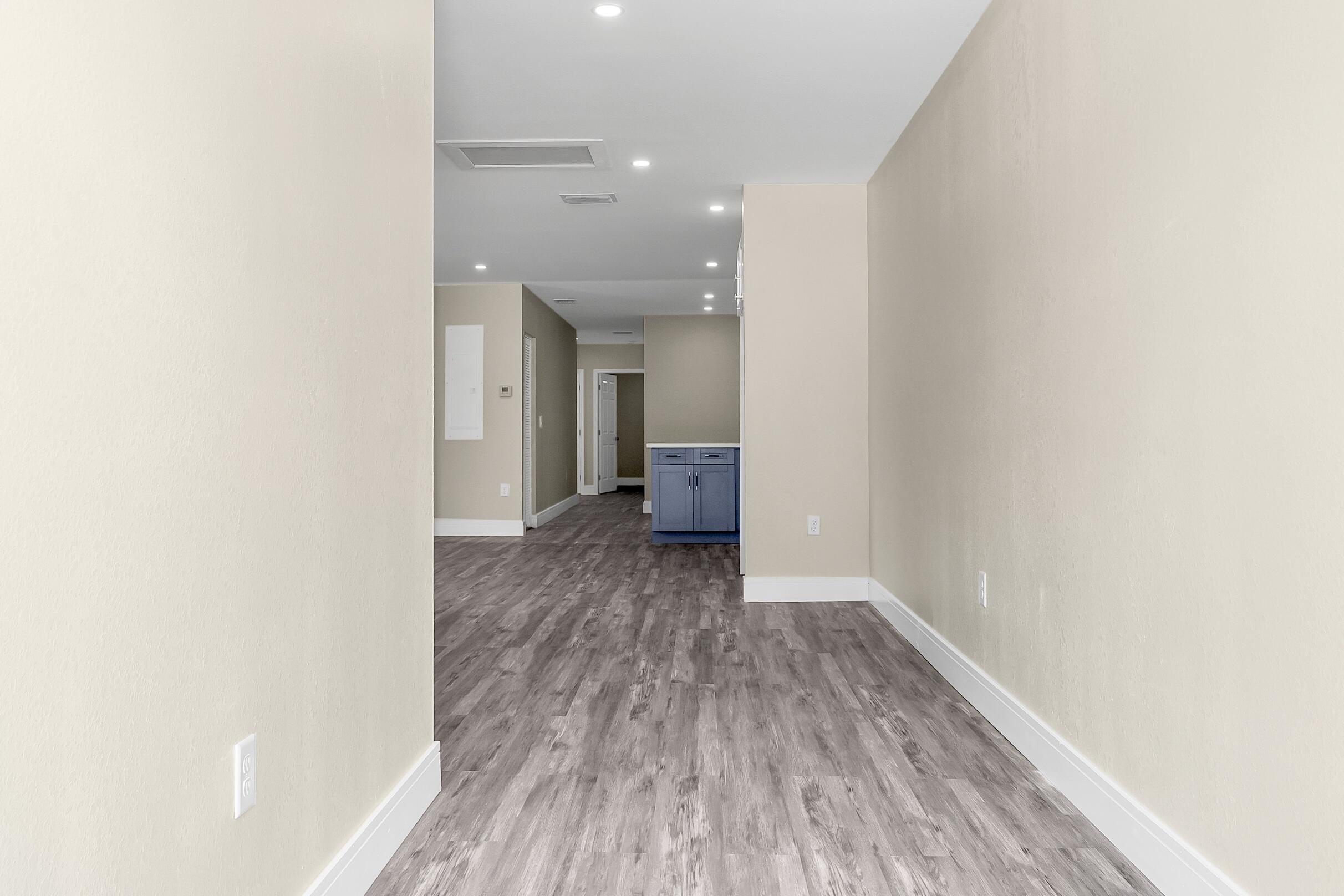 NORTH WEST LAUDERDALE - Residential Income