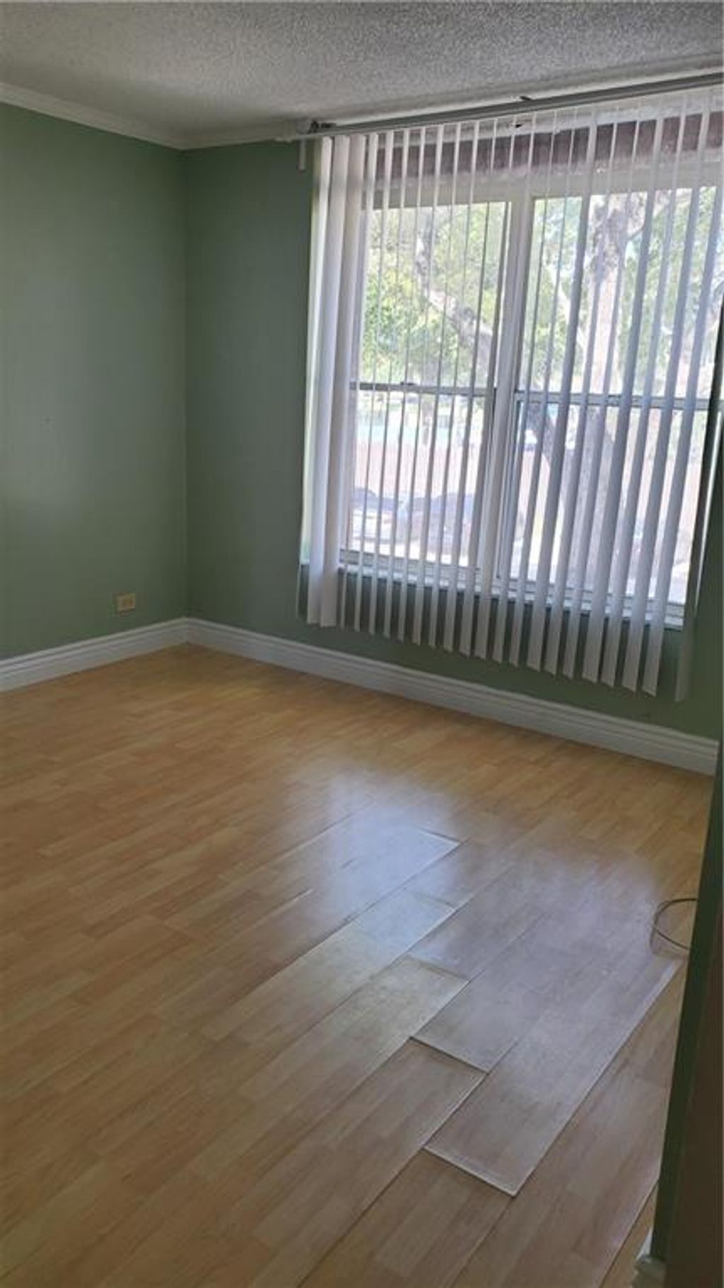 Photo of 3710 Inverrary Dr #2Z, Lauderhill, FL 33319 (MLS # F10278319)