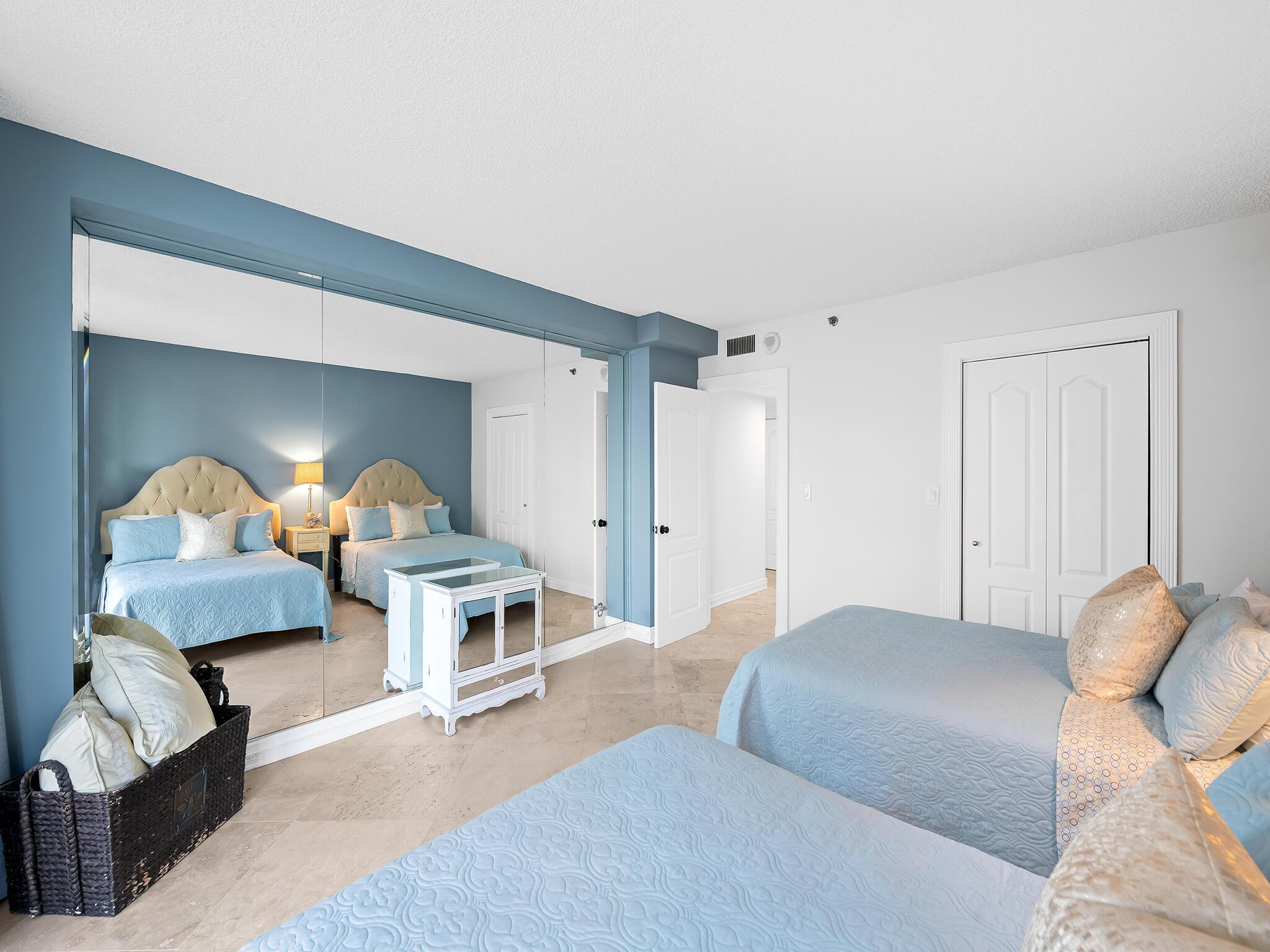 TRAFALGAR OF HIGHLAND BEA - Residential