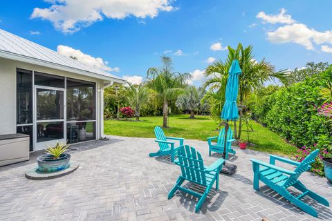 A home in Hutchinson Island