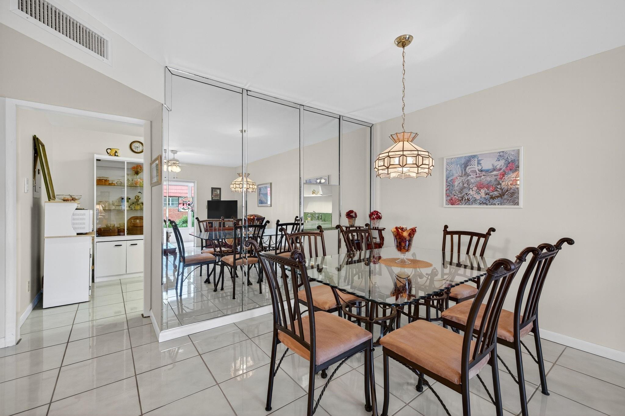 CASTLE APARTMENTS 3 CONDO - Residential