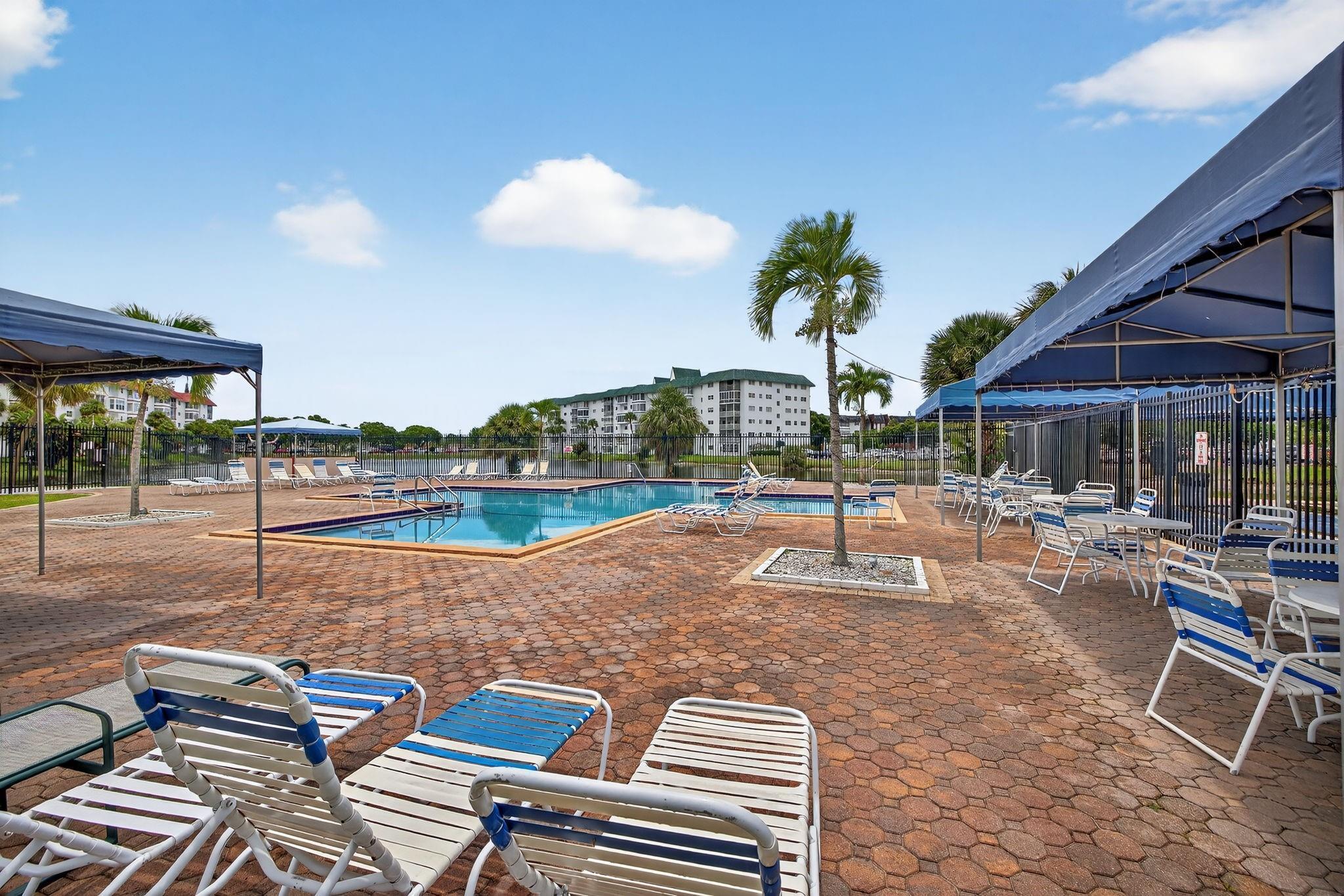 CASTLE APARTMENTS 3 CONDO - Residential