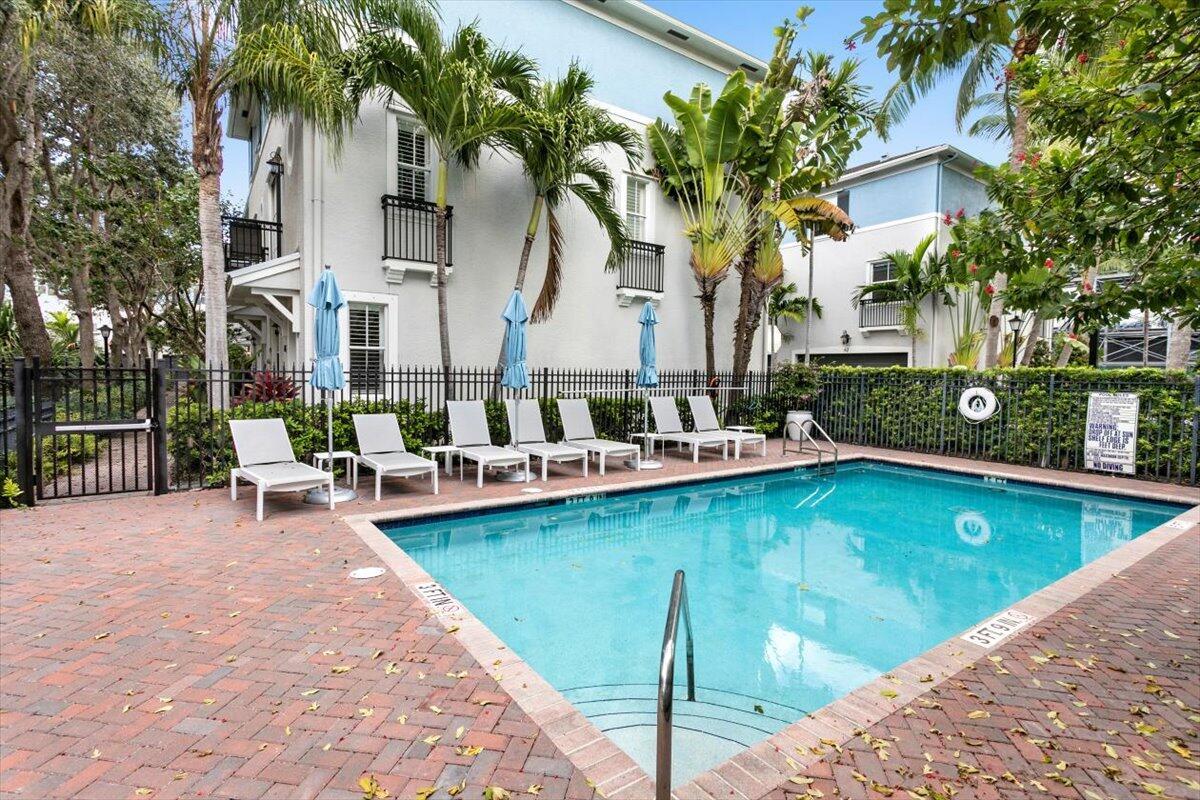 ATLANTIC GROVE - Residential