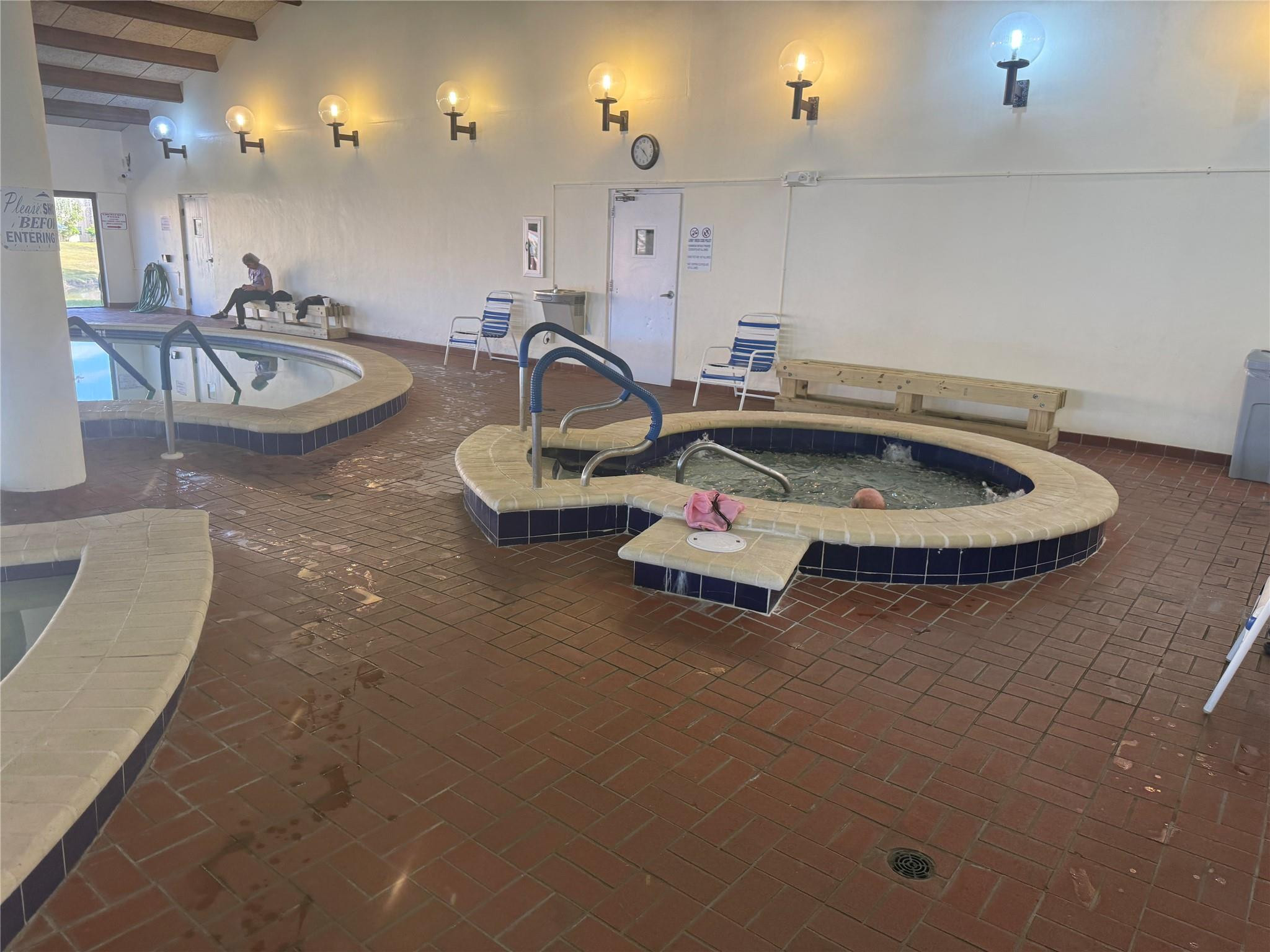 Sunrise Lakes - Residential