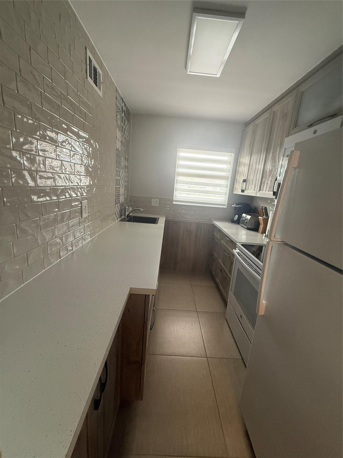 Sunrise Lakes - Residential