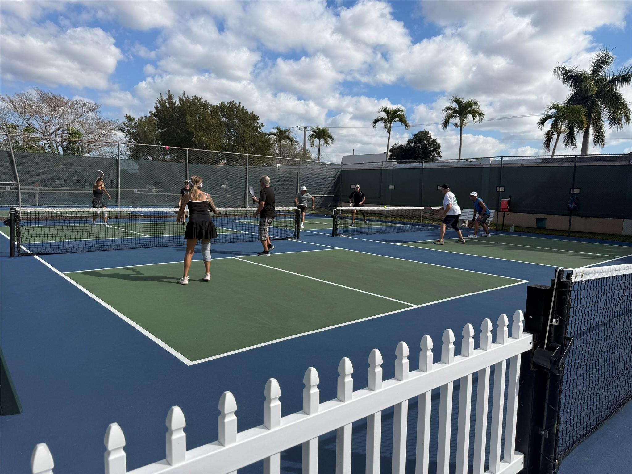 Sunrise Lakes - Residential